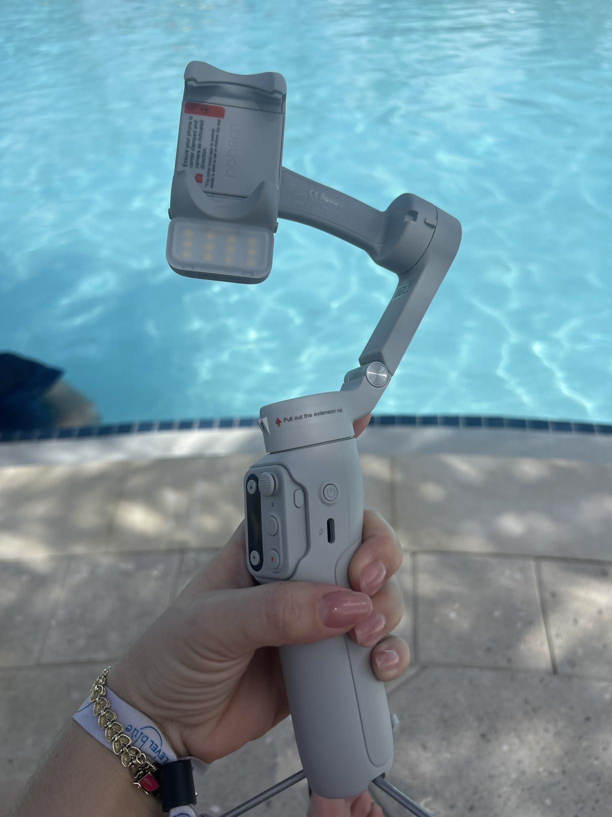 Hohem iSteady X3 Gimbal Stabilizer for iPhone, Foldable Phone Gimbal Object Tracking, Remote Control, 3-Axis Phone Stabilizer Built-in Extendable Rod & Tripod, Fill Light for Video Recording, YouTube - Customer Photo 1