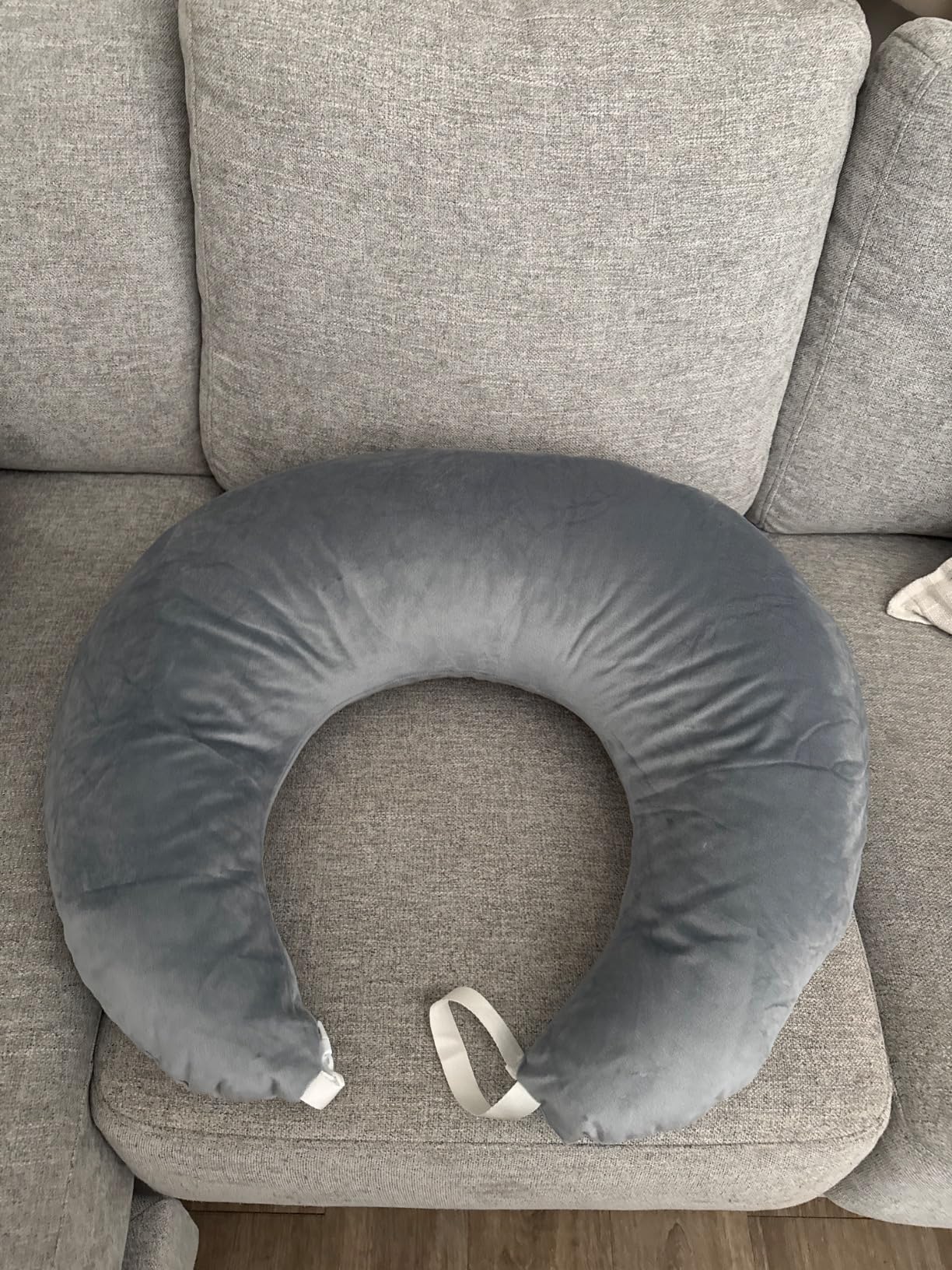 Gaming Pillow Arm Support Pillow for Bed & Sofa: Ergonomic U-Shaped Lap Pillow with Elbow Rest for Adults & Kids - Reduces Arm Pain & Fatigue During Gaming, Reading, Working & Crocheting Customer Review Gaming Pillow Arm Support Pillow for Bed & Sofa: Ergonomic U-Shaped Lap Pillow with Elbow Rest for Adults & Kids - Reduces Arm Pain & Fatigue During Gaming, Reading, Working & Crocheting - Customer Photo 3