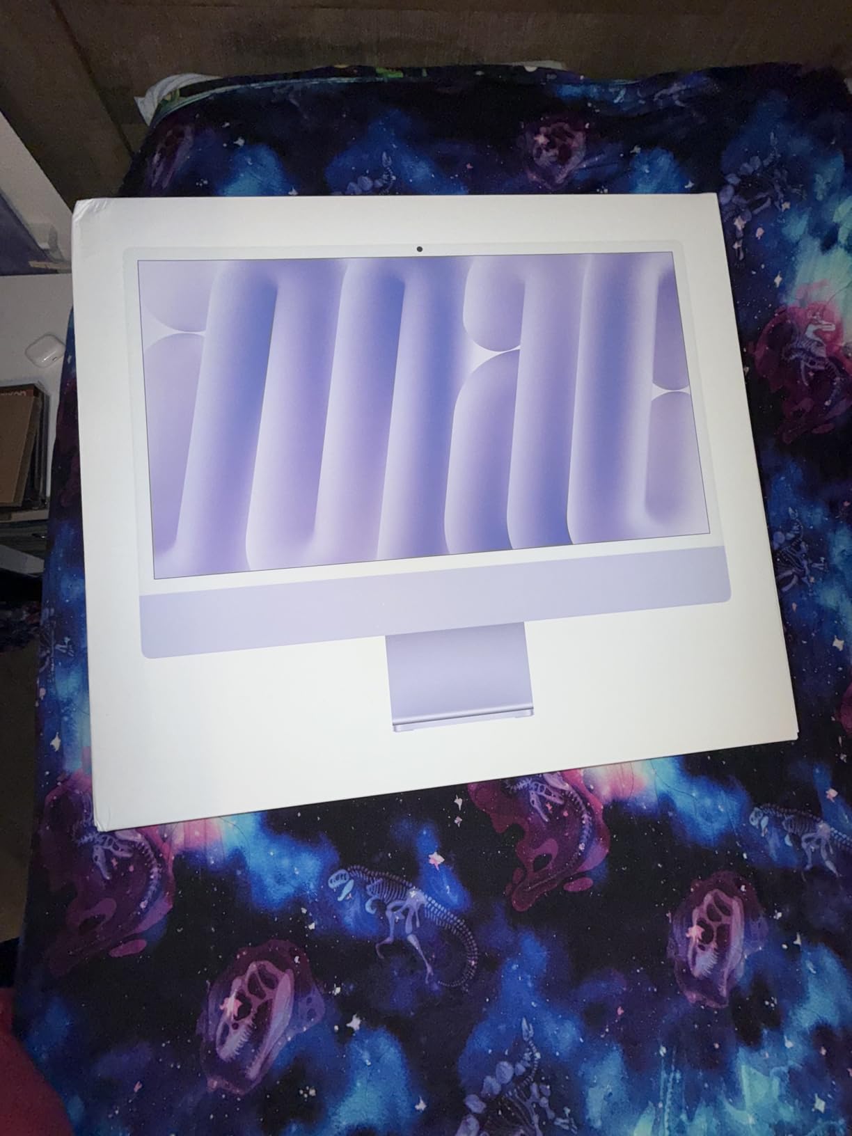 Apple 2024 iMac All-in-One Desktop Computer with M4 chip with 10-core CPU and 10-core GPU: Built for Apple Intelligence, 24-inch Retina Display, 16GB Unified Memory, 512GB SSD Storage; Silver - Customer Photo 5