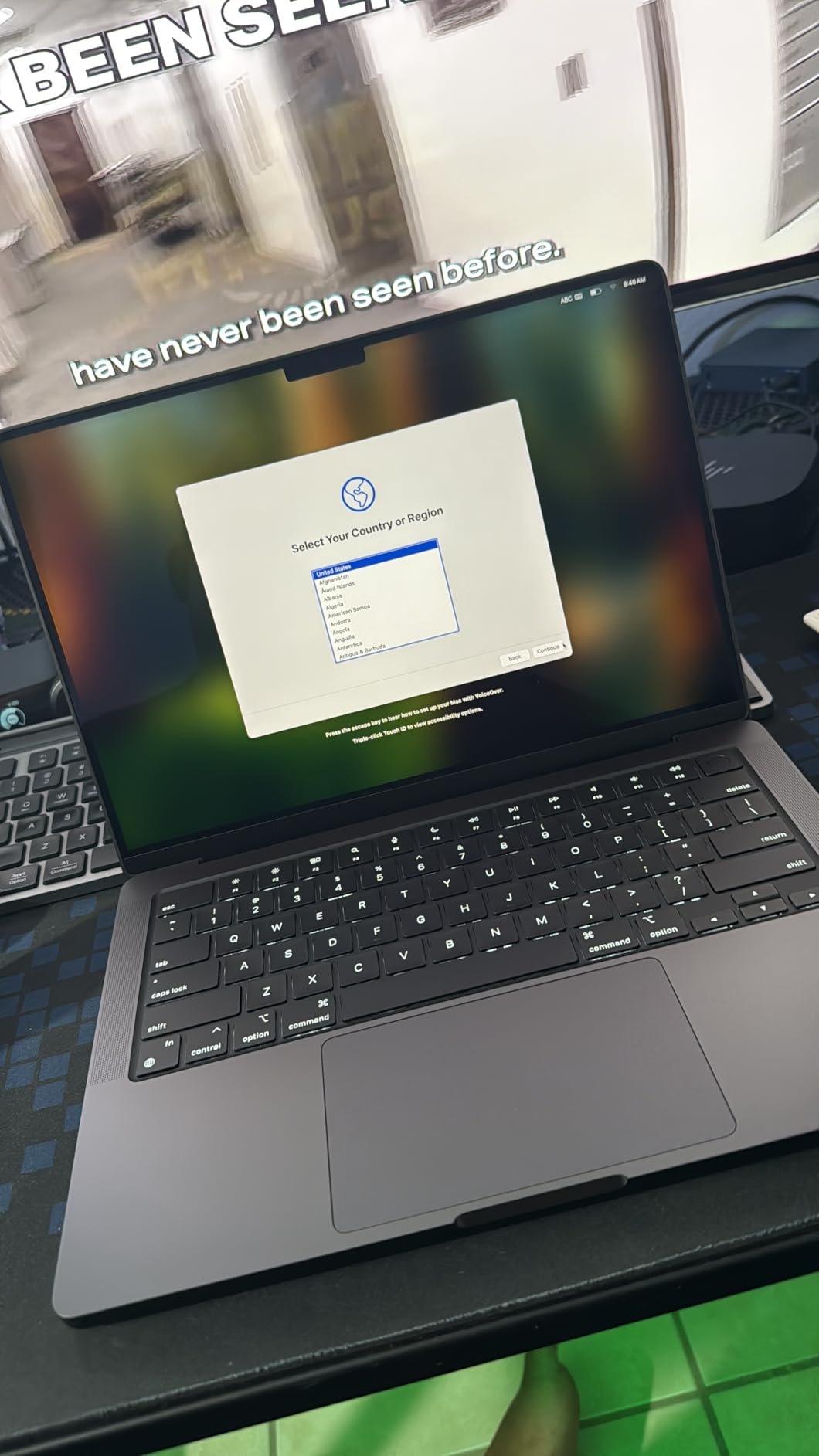 Apple 2024 MacBook Pro Laptop with M4 chip with 10‑core CPU and 10‑core GPU: Built for Apple Intelligence, 14.2-inch Liquid Retina XDR Display, 16GB Unified Memory, 512GB SSD Storage; Space Black - Customer Photo 2