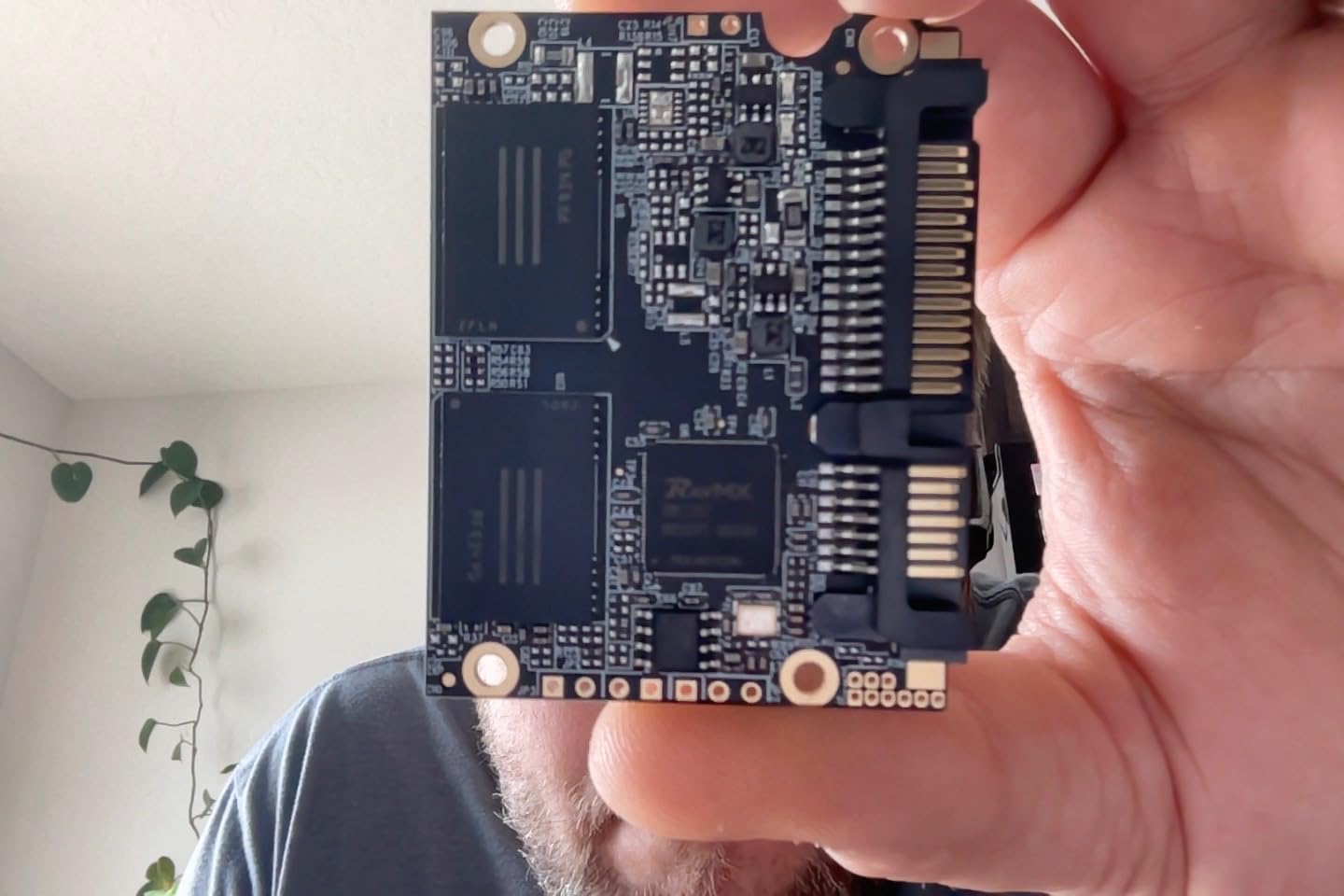 Yottamaster S25PRO 512GB SATA SSD 2.5'' SSD SATA III 6Gb/s Internal Solid State Drive Up to 500 MB/s, Upgrade Laptop and PC Desktop SSD for IT Pros, Office Users, Creators - Customer Photo 2