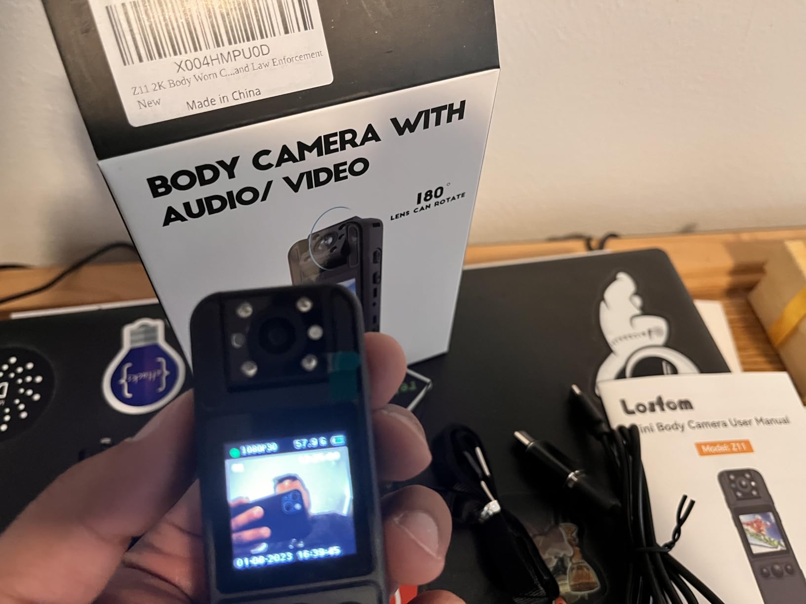 Z11 4K Body Camera with Audio and Video Recording, 128GB Small Body Cam with 180° Rotating Lens, 6HR Battery & Night Vision, Wearable Camera for Pet, Home, Office, Security Police Law Enforcement - Customer Photo 2