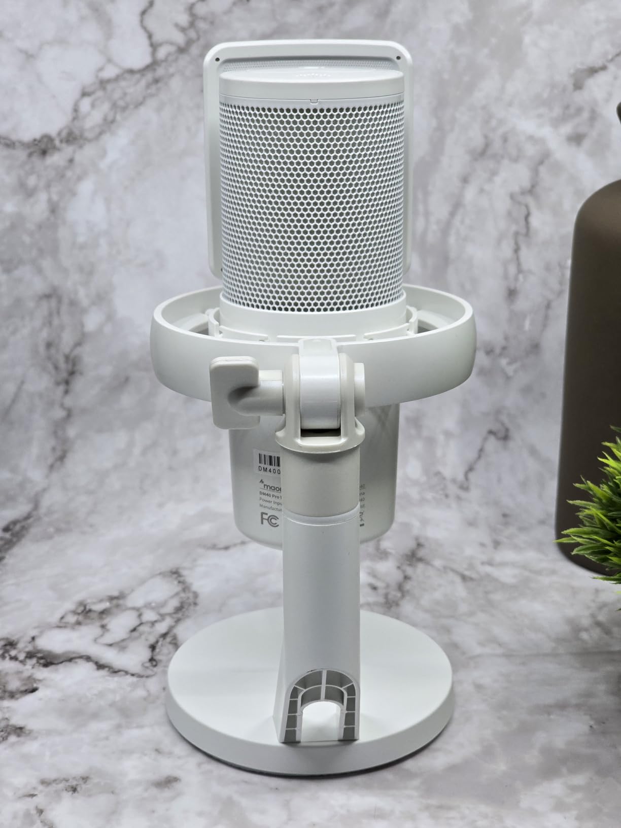 Wireless Gaming Microphone, USB Condenser Mic with Software, Noise Cancellation, AI Voice Changer, RGB Lights, Mute, Gain for Streaming Recording Podcast Computer PC Laptop, DM40 White - Customer Photo 1
