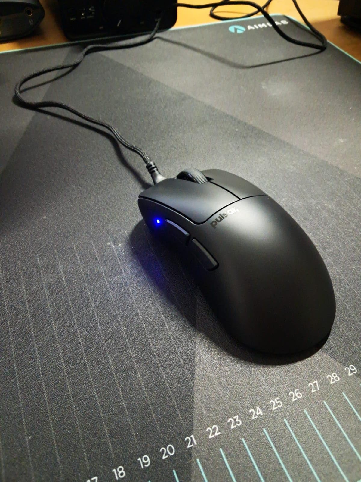 Pulsar Gaming Gears Xlite v4 Wireless Gaming Mouse, Ultra Lightweight 2.04 oz (58g), Ergonomic, Optical Switch, 32000 DPI, 750 IPS, XS-1 Sensor, 8k Compatible (Large, White) - Customer Photo 2