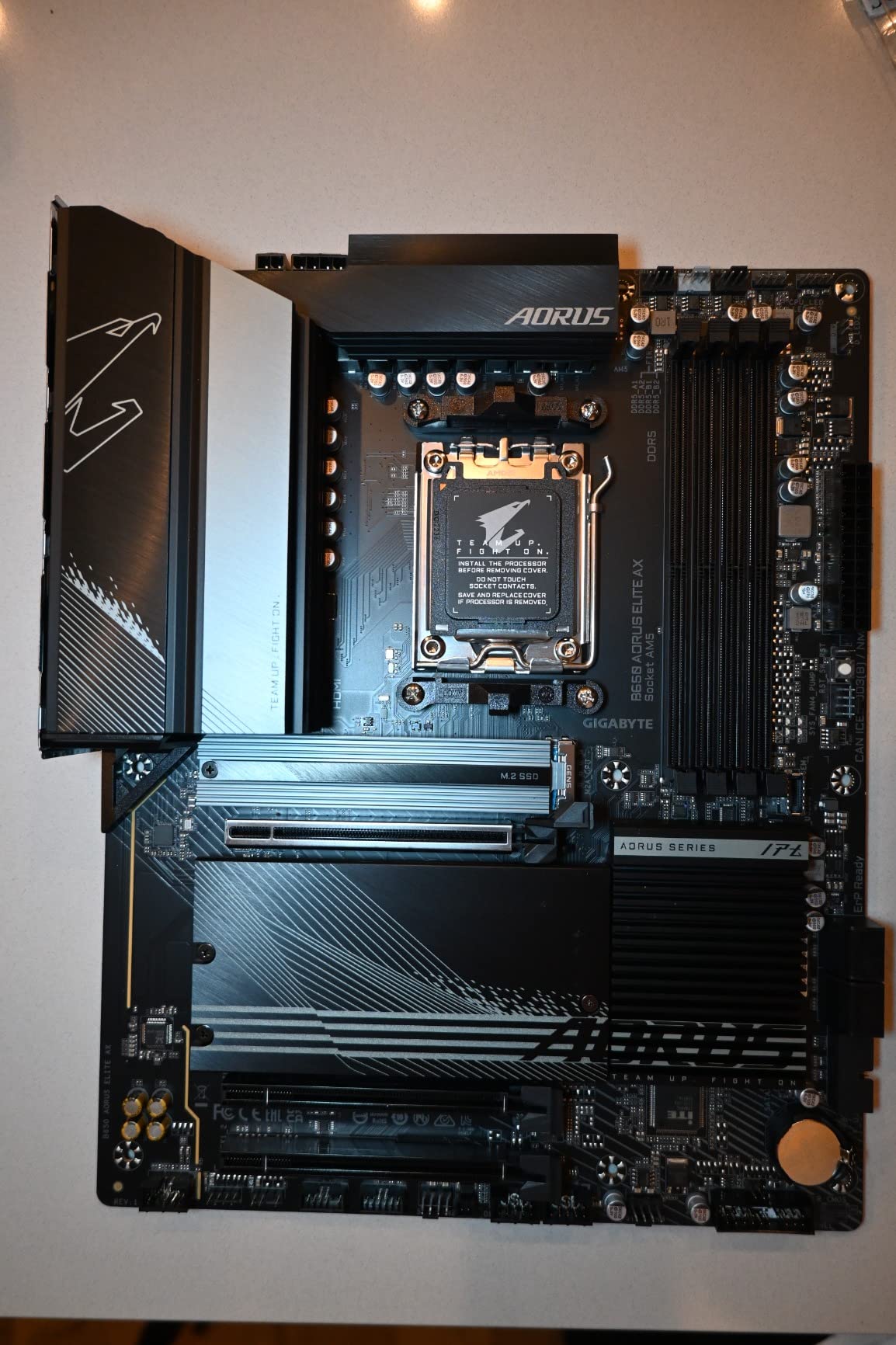 GIGABYTE B850 AORUS Elite WIFI7 ICE AMD AM5 LGA 1718 Motherboard, ATX, DDR5, 3X M.2, PCIe 5.0, USB-C, WIFI7, 2.5GbE LAN, EZ-Latch, 5-Year Warranty - Customer Photo 2