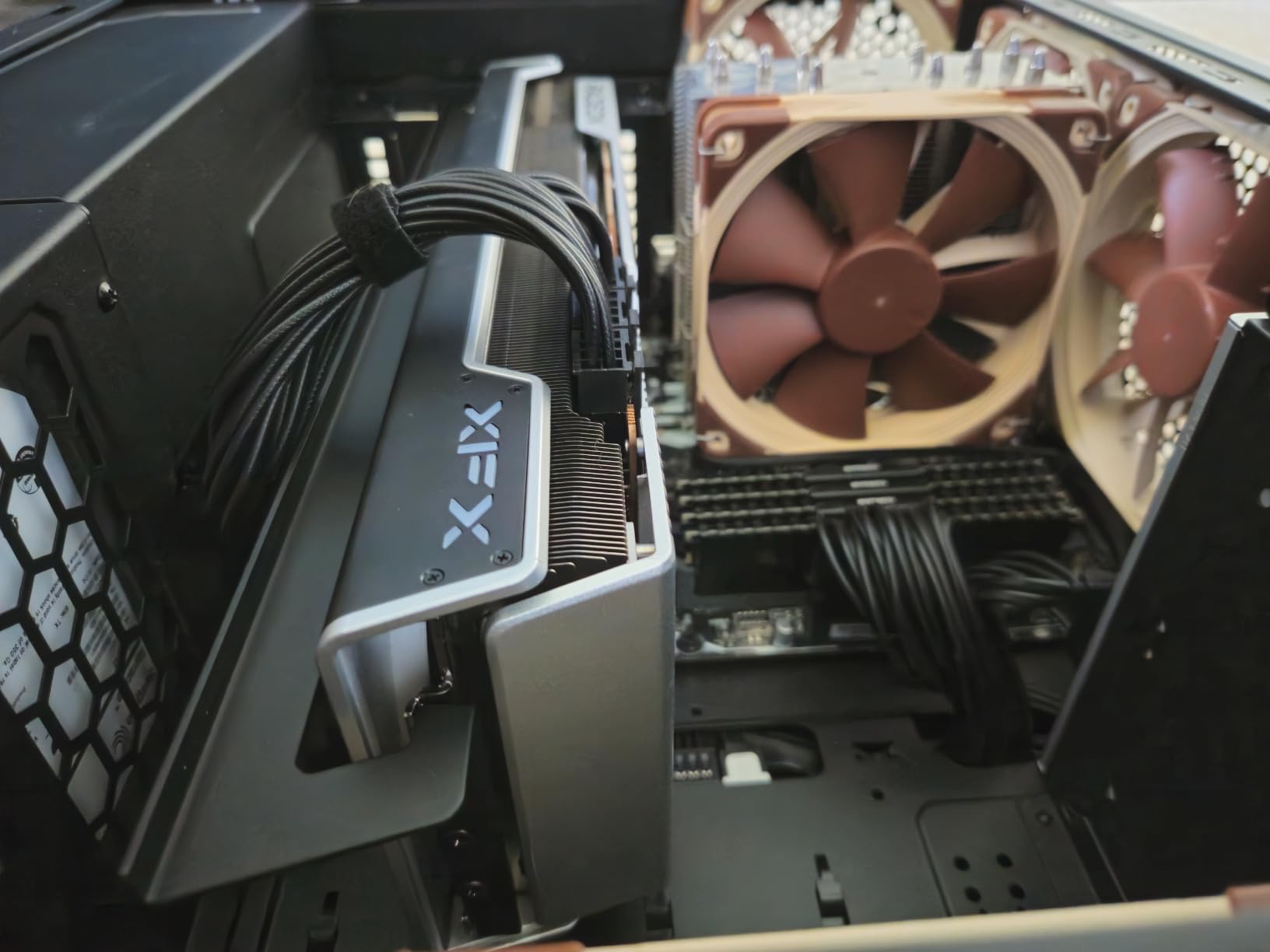 XFX Speedster SWFT210 Radeon RX 7600 Graphics Card with 8GB GDDR6 HDMI 3xDP, AMD RDNA 3 RX-76PSWFTFA - Customer Photo 4