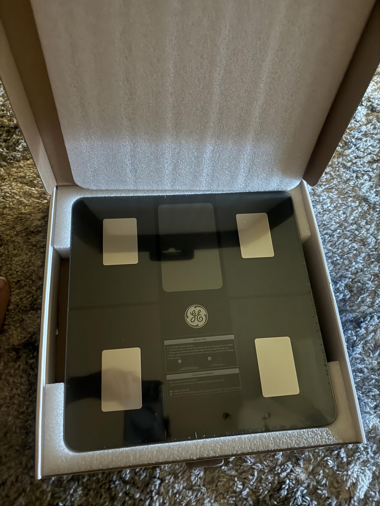 GE Scale for Body Weight, Body Fat, BMI, Muscle Mass, Smart Bathroom Scales with 14 Body Composition Metrics with Large Display, Accurate Bluetooth Weighing Machine with Fitness App, 400 lbs - Customer Photo 2