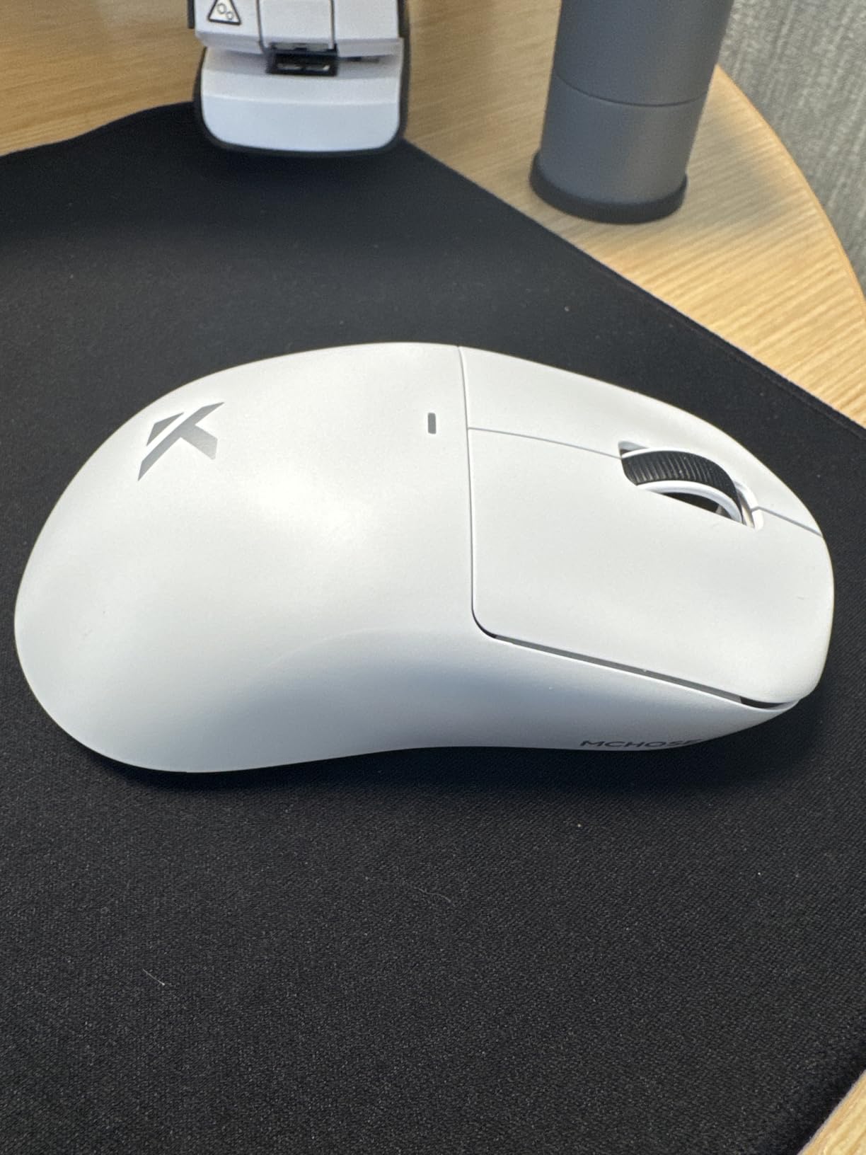 MCHOSE M7 Wireless Gaming Mouse, 8K Polling, 53g Lightweight Ergonomic Computer Mouse, PAW3395 Optical Sensor, 650 IPS, 26000 DPI, 6 Programmable Controls, USB-C 3-Modes, PC/Mac White - Customer Photo 2