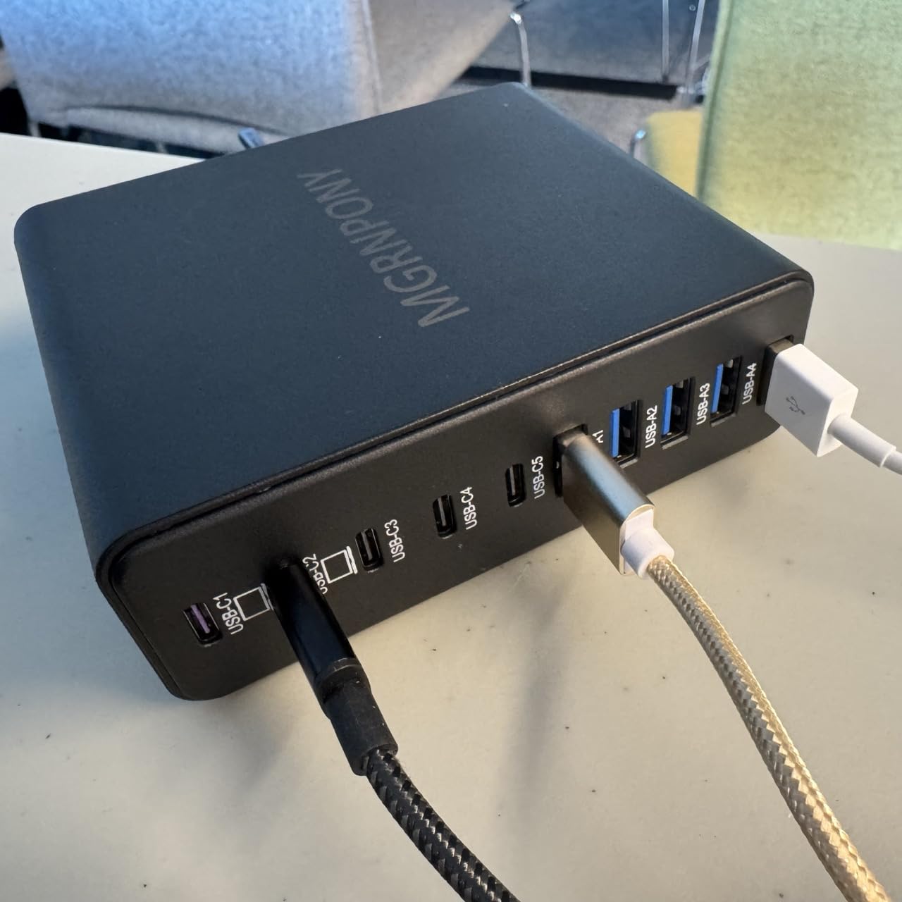320W USB C Charger Block, 10-Port USB C Charging Station GaN III PD 65W PC Laptop Fast Charger Adapter for MacBook Pro/Air, DELL, iPad, iPhone, Samsung Galaxy Black - Customer Photo 2