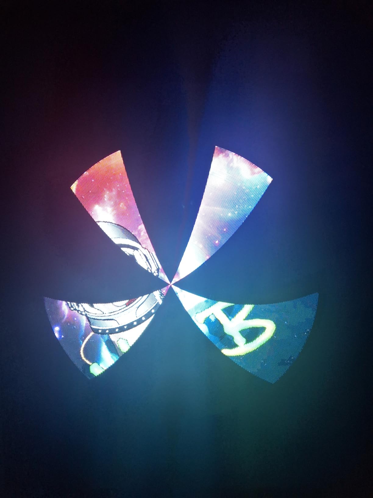 3DHologram Fan,Picture Fan Spinner with Bluetooth +Remote ,Hologram Projector HD LED with 700 Video Library ,Holographic Fan for Halloween,Home Decorations,Anime character projection,Parties - Customer Photo 3