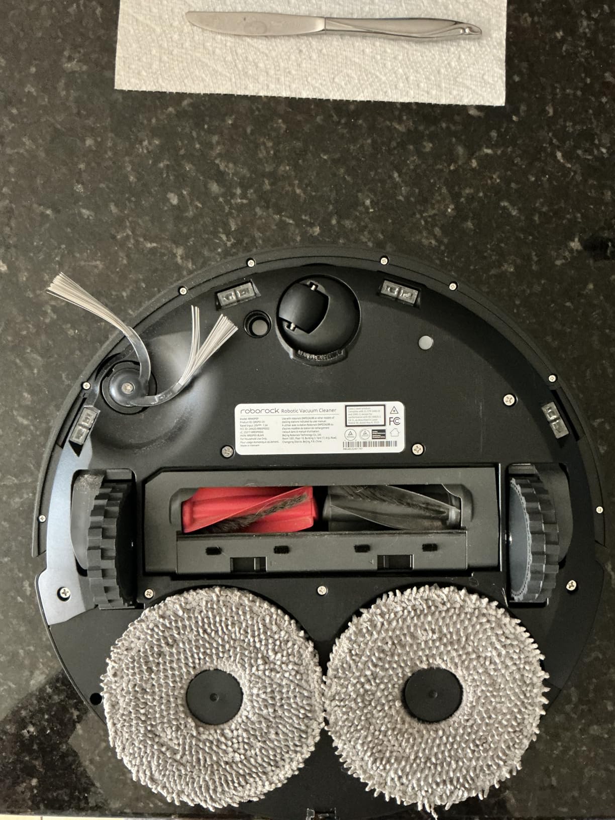 roborock Qrevo S5V Robot Vacuum and Mop, FlexiArm Edge Mopping, 12,000Pa Suction, Dual Zero-Tangle System, Smart Obstacle Avoidance, 10mm Mop Lifting, Auto Mop Washing&Drying, Self-Emptying&Refilling - Customer Photo 2