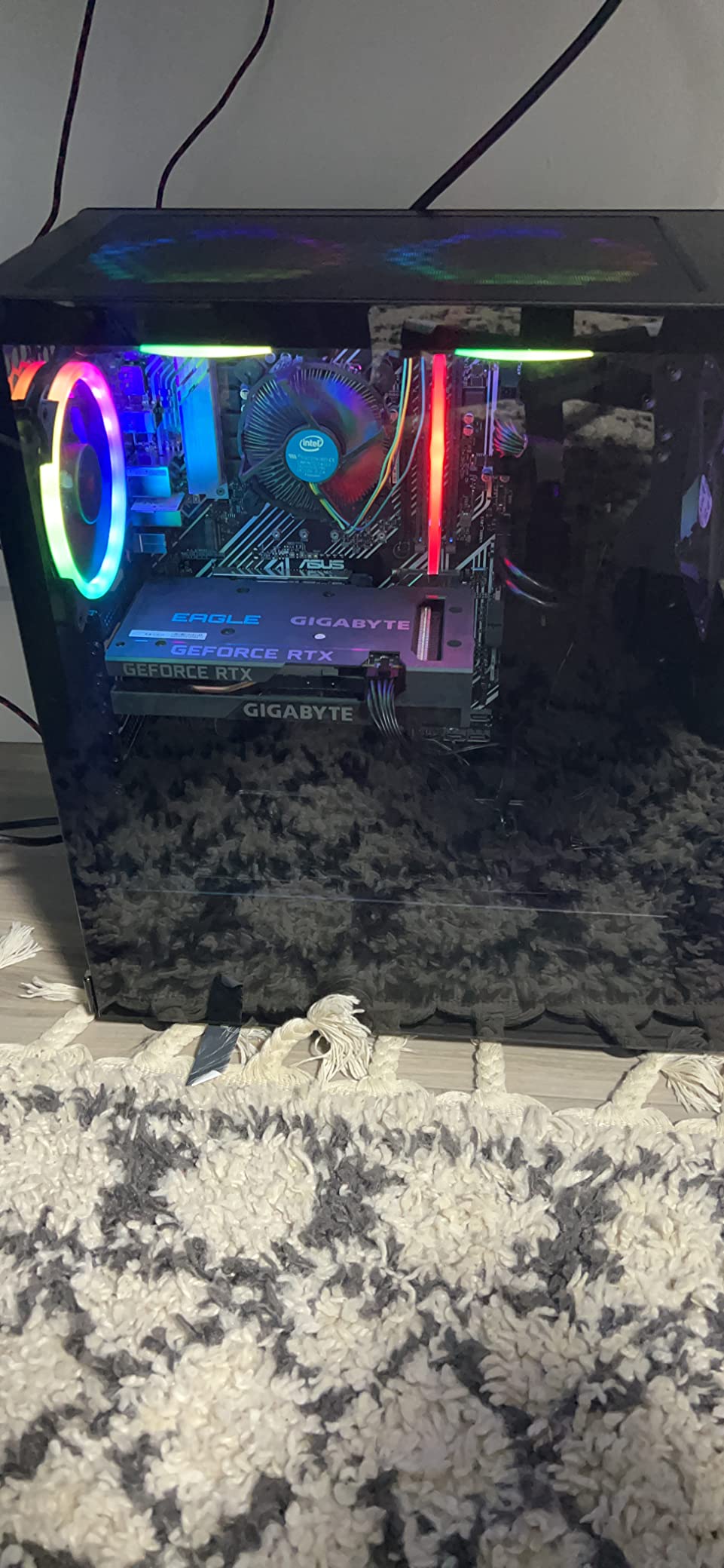 Skytech Gaming Legacy 4 Desktop PC, Ryzen 7 9800X3D 4.7 GHz (5.2 GHz), AMD RX 7900XTX 24GB, X670 Board, 2TB Gen4 NVMe SSD, 32GB DDR5 RAM 6000 RGB, 1000W Gold ATX 3 PSU, 360mm ARGB AIO, Wi-Fi, Win 11 - Customer Photo 3