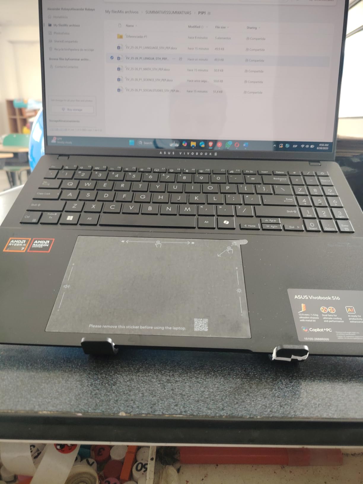 ASUS Vivobook S16 Laptop, Copilot+ PC, AMD Ryzen AI 7 350 with XDNA NPU, 24GB Memory, 1TB SSD, Neutral Black, M5606KA-PS77 - Customer Photo 1