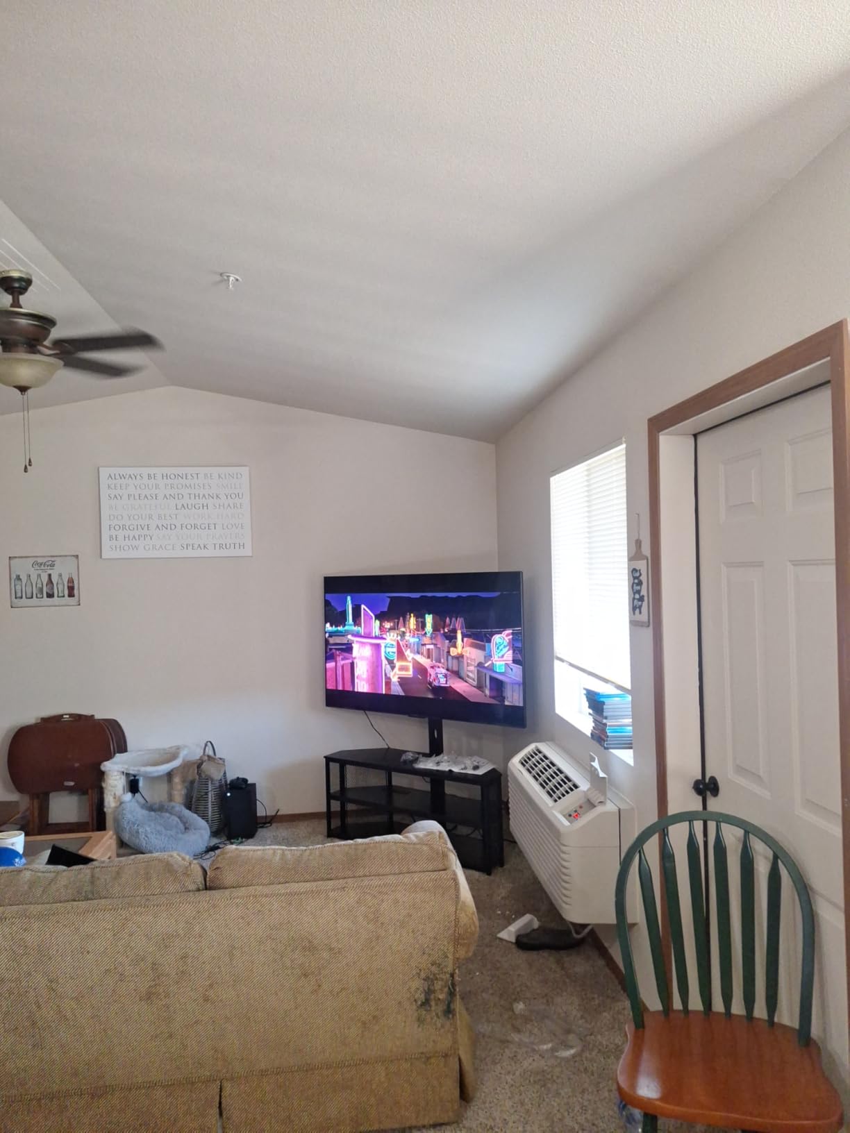 TCL 65-Inch Class QM7K Series QD-Mini LED 4K UHD Google Smart TV Best Premium Mini-LED TV - QLED, 144hz, 288hz Gaming Rate, Anti-Reflective Screen, Bang & Olufsen Audio, Atmos (65QM7K, 2025 Model) - Customer Photo 2