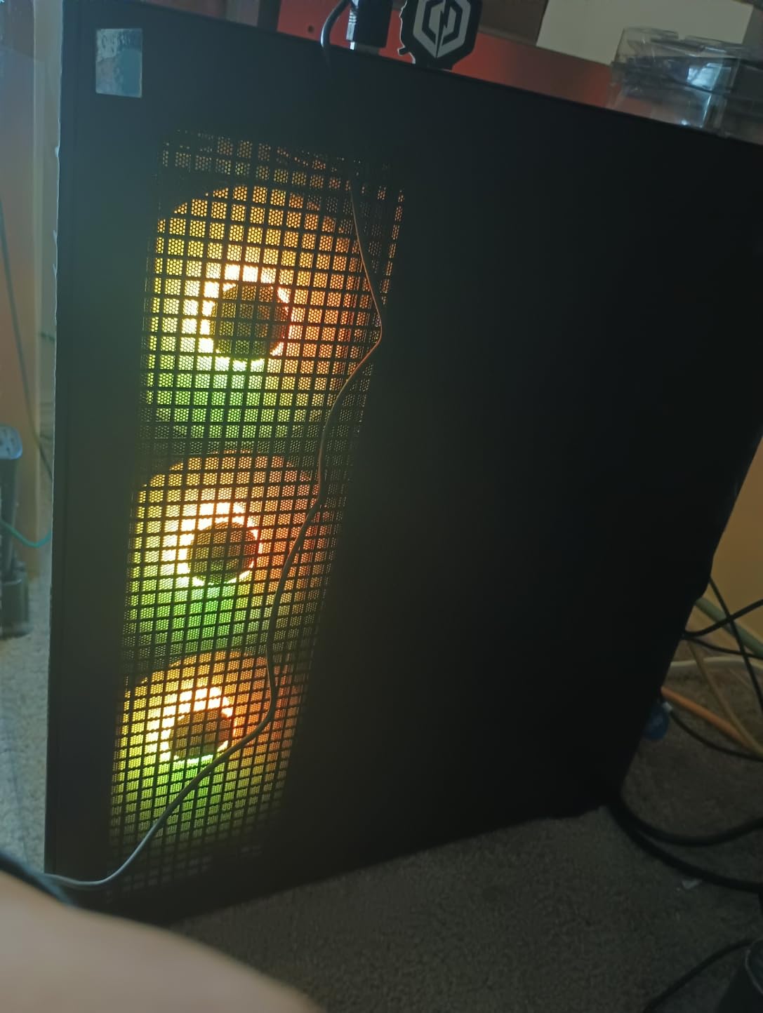 CyberPowerPC Gamer Xtreme VR Gaming PC, Intel Core i9-14900KF 3.2GHz, GeForce RTX 5070 12GB, 32GB DDR5, 2TB PCIe 4.0 SSD, WiFi Ready & Windows 11 Home (GXiVR8080A39) - Customer Photo 3