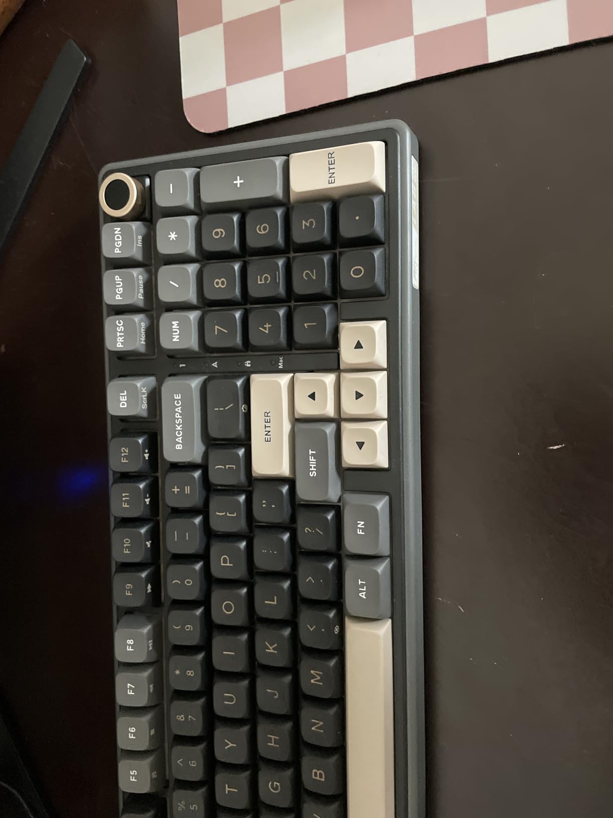 RK ROYAL KLUDGE R98 Pro Wired Mechanical Keyboard, 96% Creamy Gaming Keyboard RGB Backlit with Number Pad and Volume Knob, Gasket Mount, MDA Profile PBT Keycaps, Hot Swappable Pre-lubed Linear Switch - Customer Photo 1
