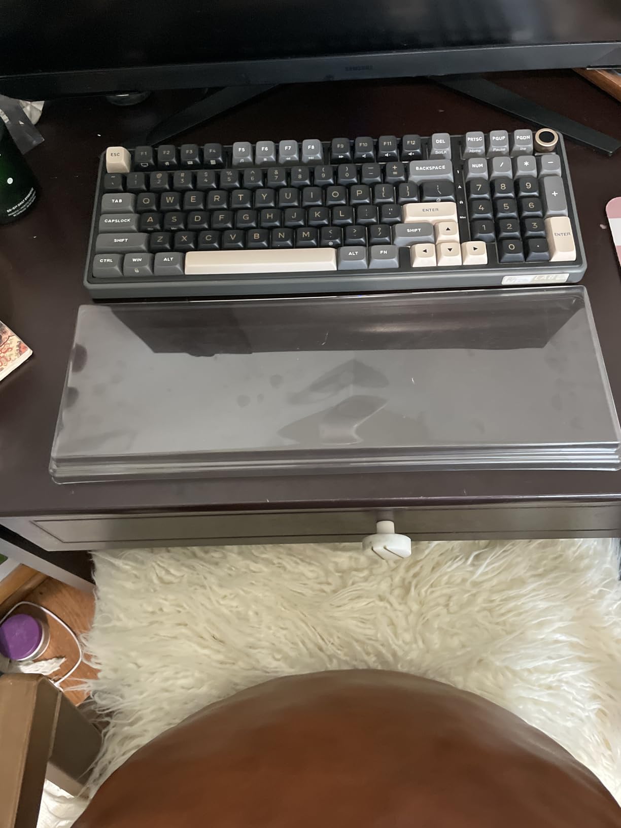 RK ROYAL KLUDGE R98 Pro Wired Mechanical Keyboard, 96% Creamy Gaming Keyboard RGB Backlit with Number Pad and Volume Knob, Gasket Mount, MDA Profile PBT Keycaps, Hot Swappable Pre-lubed Linear Switch - Customer Photo 2