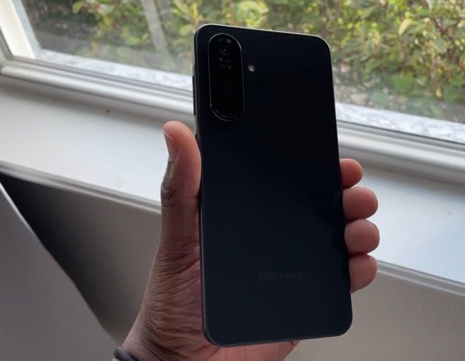 Samsung Galaxy A36 5G A Series, 128GB Unlocked Android Smartphone, AMOLED Display, Rugged Design, 5G Connectivity, Affordable Performance, US Version, 2025, US 1 Yr Warranty, Awesome Black - Customer Photo 4