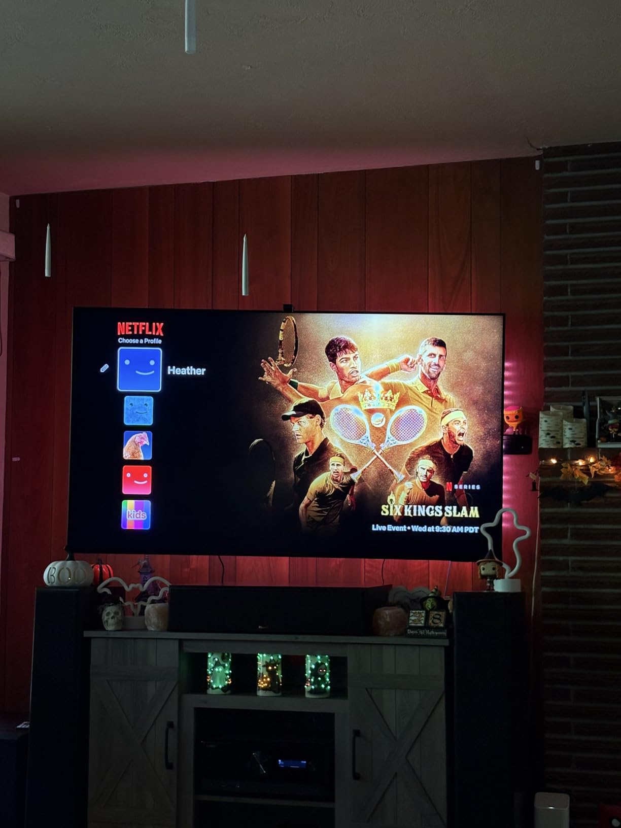 Samsung 65-Inch Class Neo QLED 4K QN90F Series, Vision AI, Mini LED Smart TV (2025 Model, 65QN90F) Neo Quantum HDR+, Object Tracking Sound+ w/Dolby Atmos, Glare Free, Gaming Hub, Alexa Built-in - Customer Photo 2