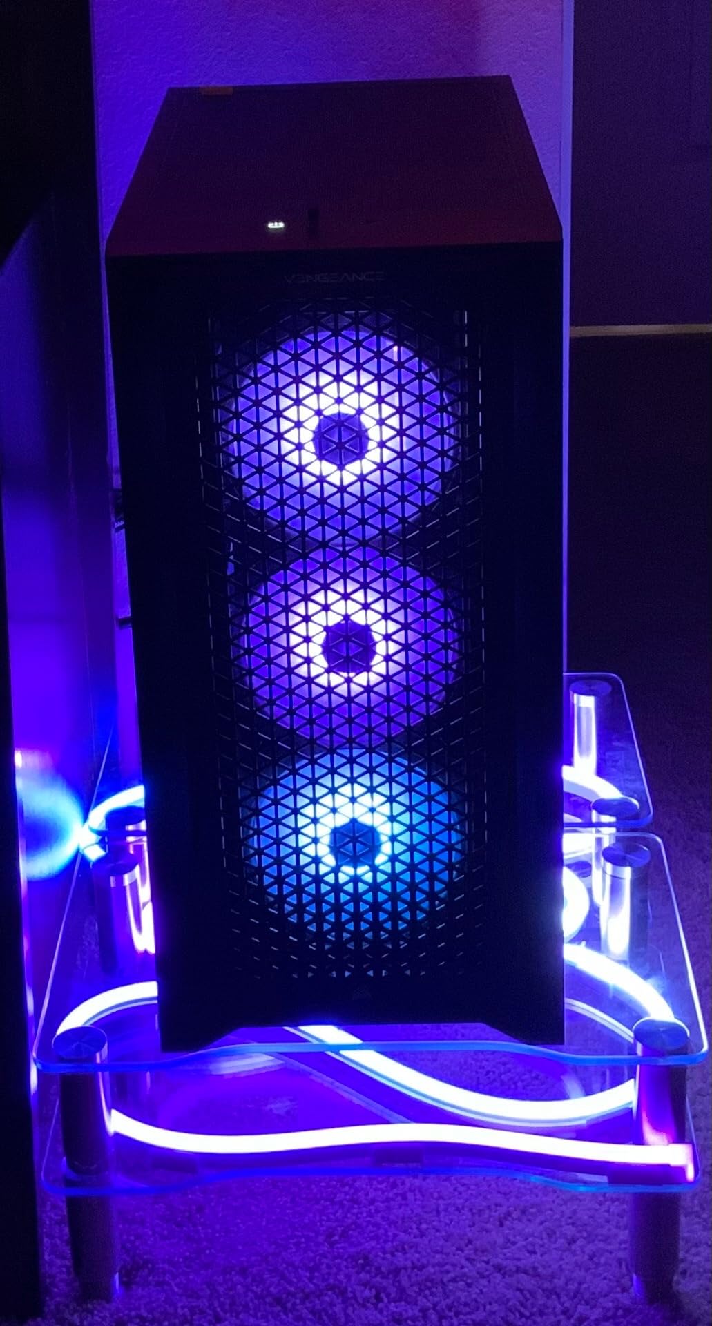 Corsair Vengeance i7500 Gaming PC – Liquid Cooled Intel Core i9-14900KF CPU – NVIDIA GeForce RTX 5080 GPU – 32GB Vengeance RGB DDR5 Memory – 2TB M.2 SSD – Black - Customer Photo 1