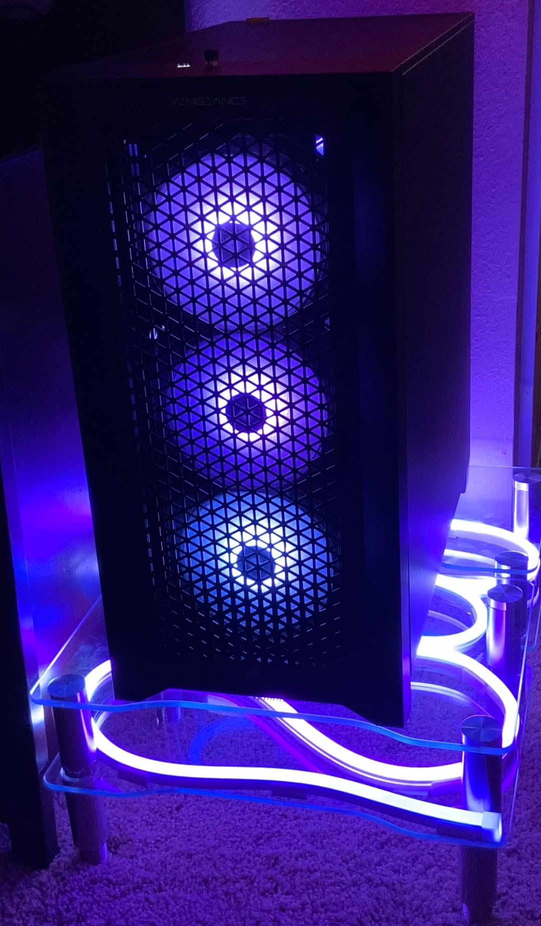 Corsair Vengeance i7500 Gaming PC – Liquid Cooled Intel Core i9-14900KF CPU – NVIDIA GeForce RTX 5080 GPU – 32GB Vengeance RGB DDR5 Memory – 2TB M.2 SSD – Black - Customer Photo 3