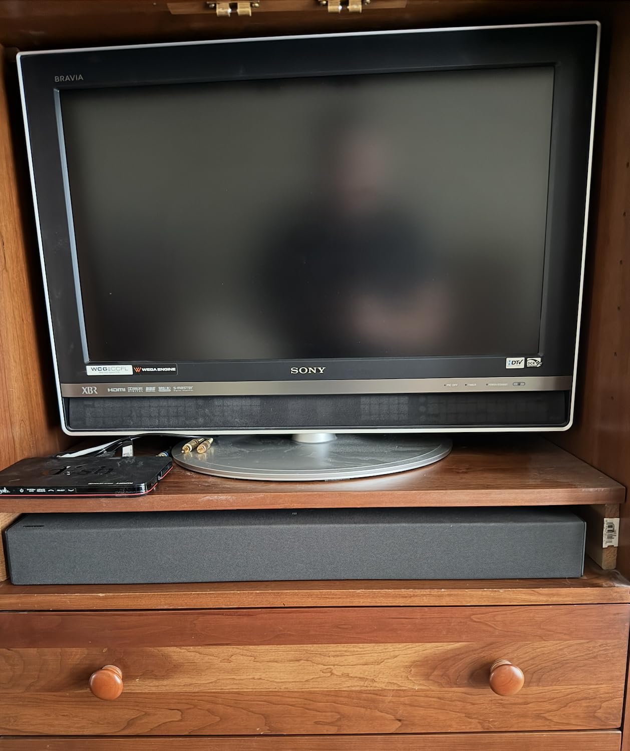 Samsung B-Series Soundbar HW B400F 2.0 ch Soundbar with Built in Subwoofer (2025 Model) One Remote Control, Surround Sound Expansion, Voice Enhance Mode customer photo 2
