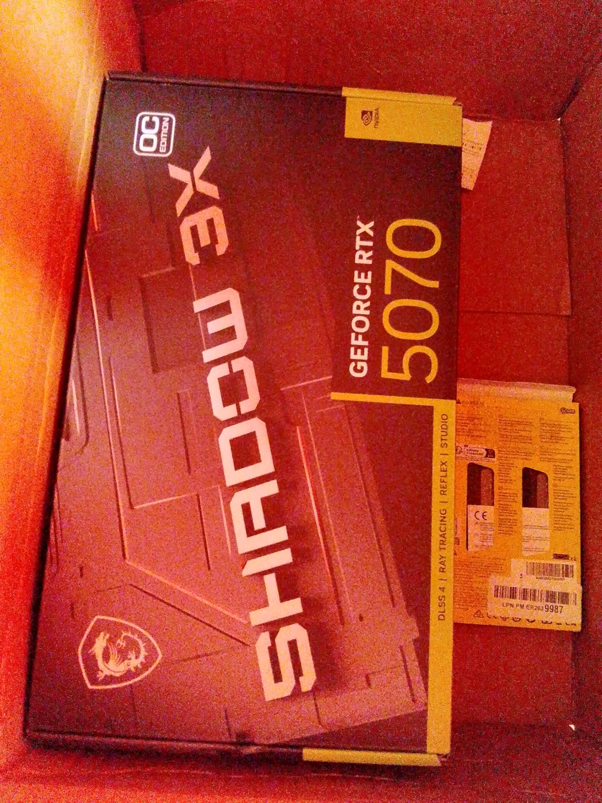 MSI Gaming RTX 5070 12G Shadow 3X OC Graphics Card (12GB GDDR7, 192-bit, Extreme Performance: 2557 MHz, DisplayPort x3 2.1a, HDMI 2.1b, NVIDIA Blackwell Architecture) - Customer Photo 1