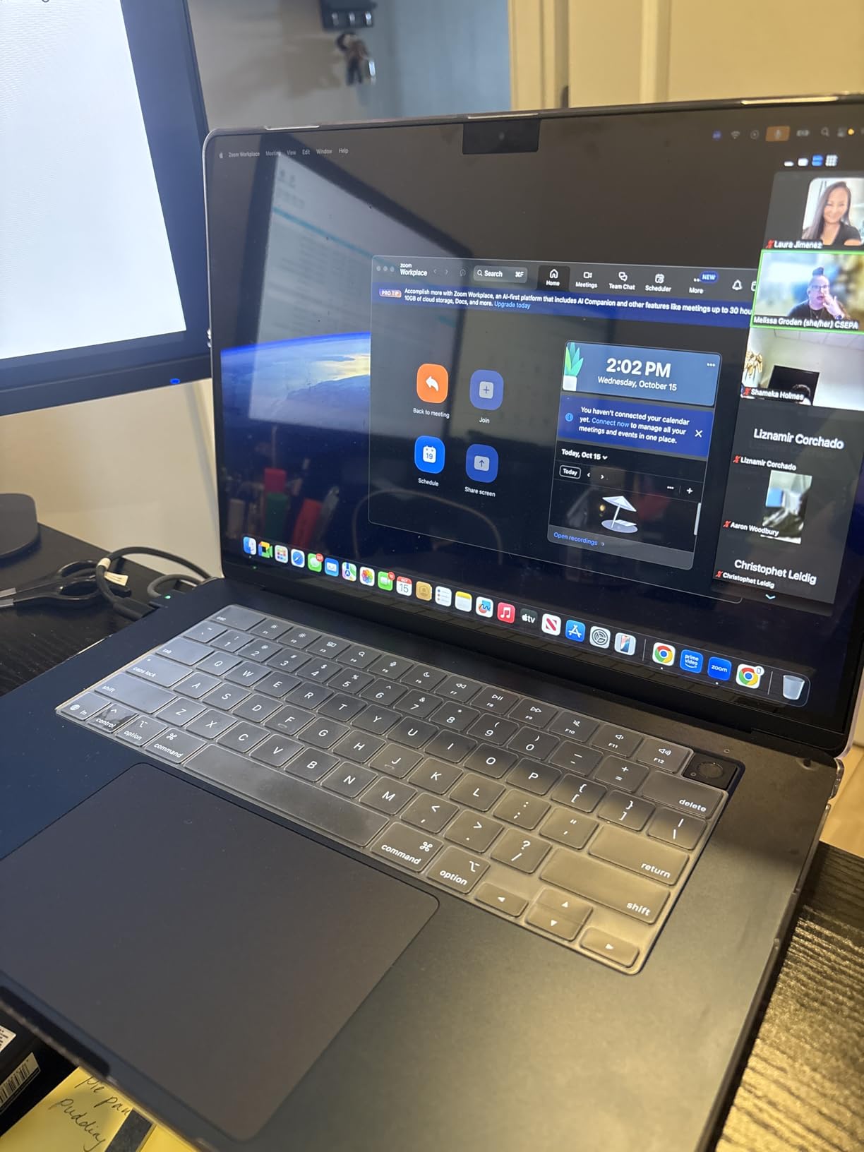 Apple 2025 MacBook Air 15-inch Laptop with M4 chip: Built for Apple Intelligence, 15.3-inch Liquid Retina Display, 16GB Unified Memory, 256GB SSD Storage, 12MP Center Stage Camera, Touch ID; Midnight customer photo 2