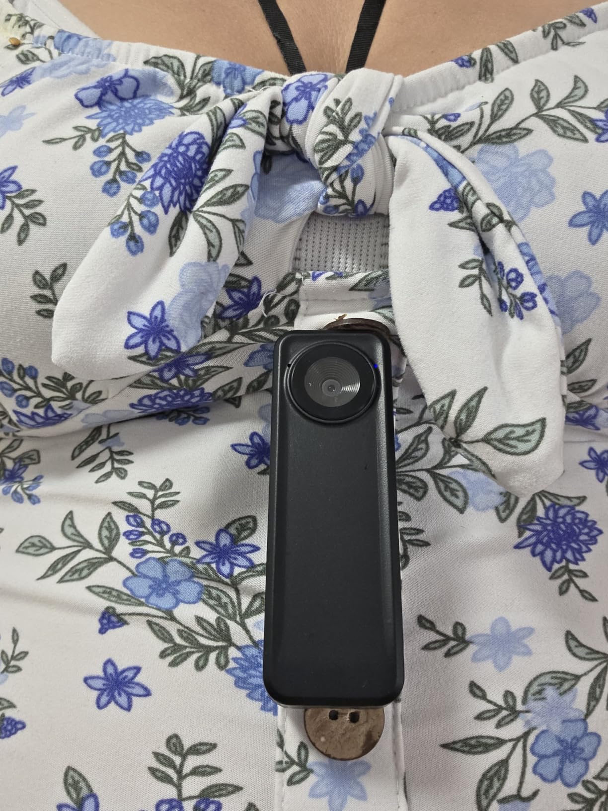 Body Camera 128GB, 4K 30FPS Action Camcorder, Hands Free Sports Camera with Magnetic Back Clip, Mini Body Cam POV Records with Audio and Video Recording for Traveling Cycling Vlogging - Customer Photo 2