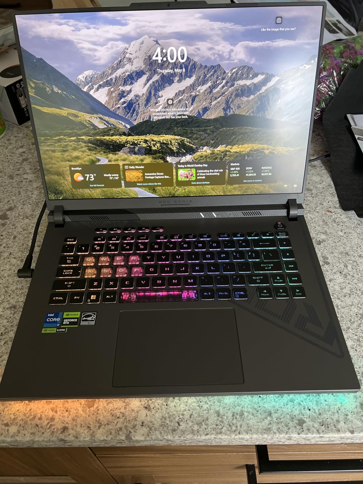 ASUS ROG Strix G16 (2025) Gaming Laptop, 16