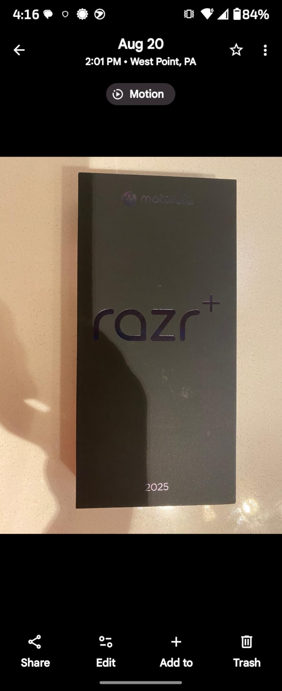 Motorola Razr+ 2025 | Unlocked | Made for US 12/256GB | 50MP Camera | Pantone Mocha Mousse - Customer Photo 1