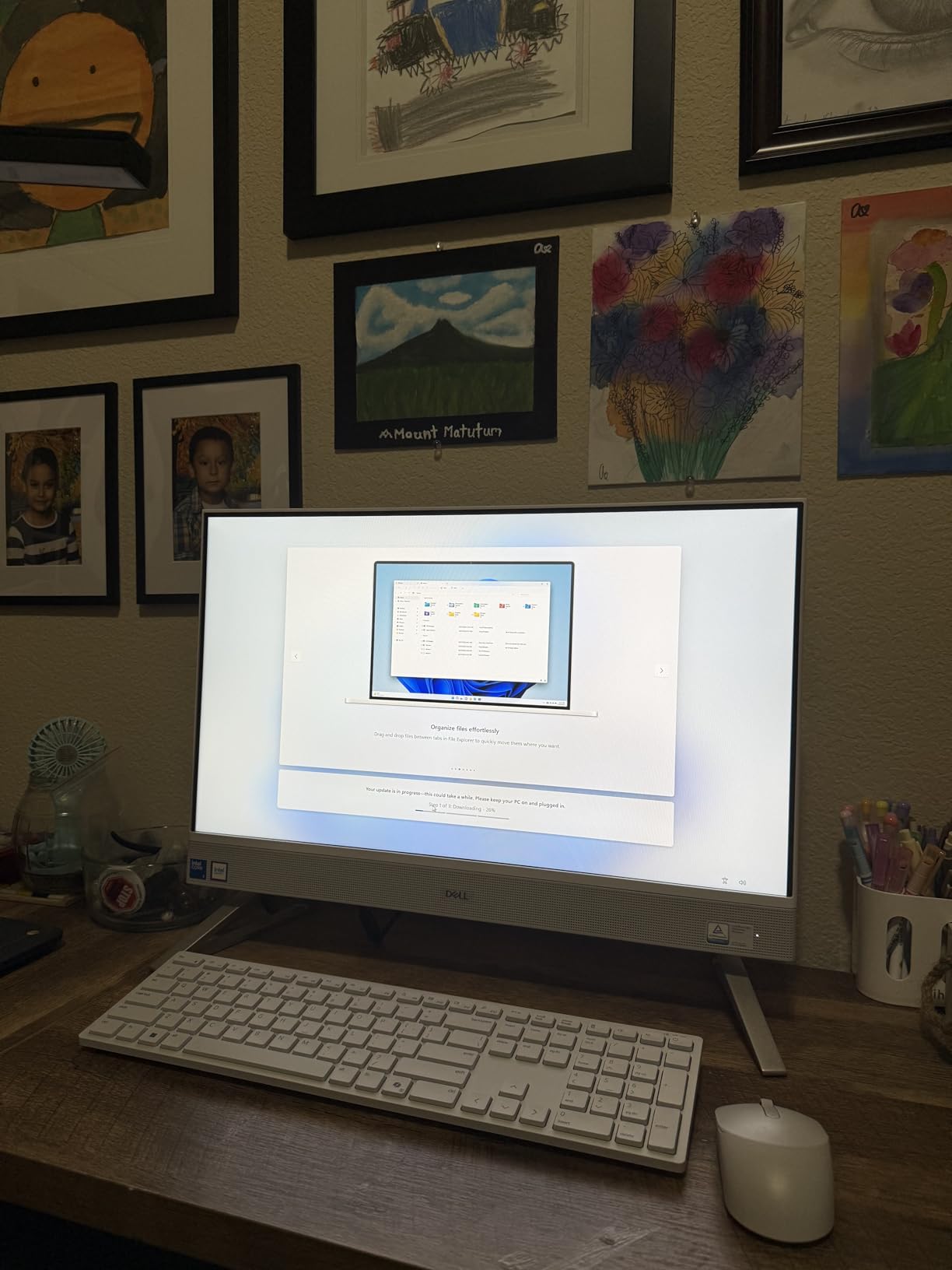 Dell 24 All-in-One Desktop ec24250-23.8-inch FHD Display, Intel Core 3 Processor 100U, Intel Graphics, 8GB DDR5 RAM, 512GB SSD, Windows 11 Home, Onsite Service+6 Months Retail Migrate - White - Customer Photo 4