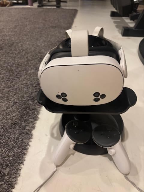 Meta Quest 3S 128GB | VR Without Wires - Gorilla Tag Cardboard Monkenaut Bundle - Amazon Exclusive - Access to 100+ Games with a 3-Month Trial of Meta Horizon+ Included customer photo 1