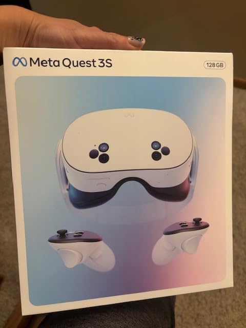Meta Quest 3S 128GB | VR Without Wires - Gorilla Tag Cardboard Monkenaut Bundle - Amazon Exclusive - Access to 100+ Games with a 3-Month Trial of Meta Horizon+ Included customer photo 2