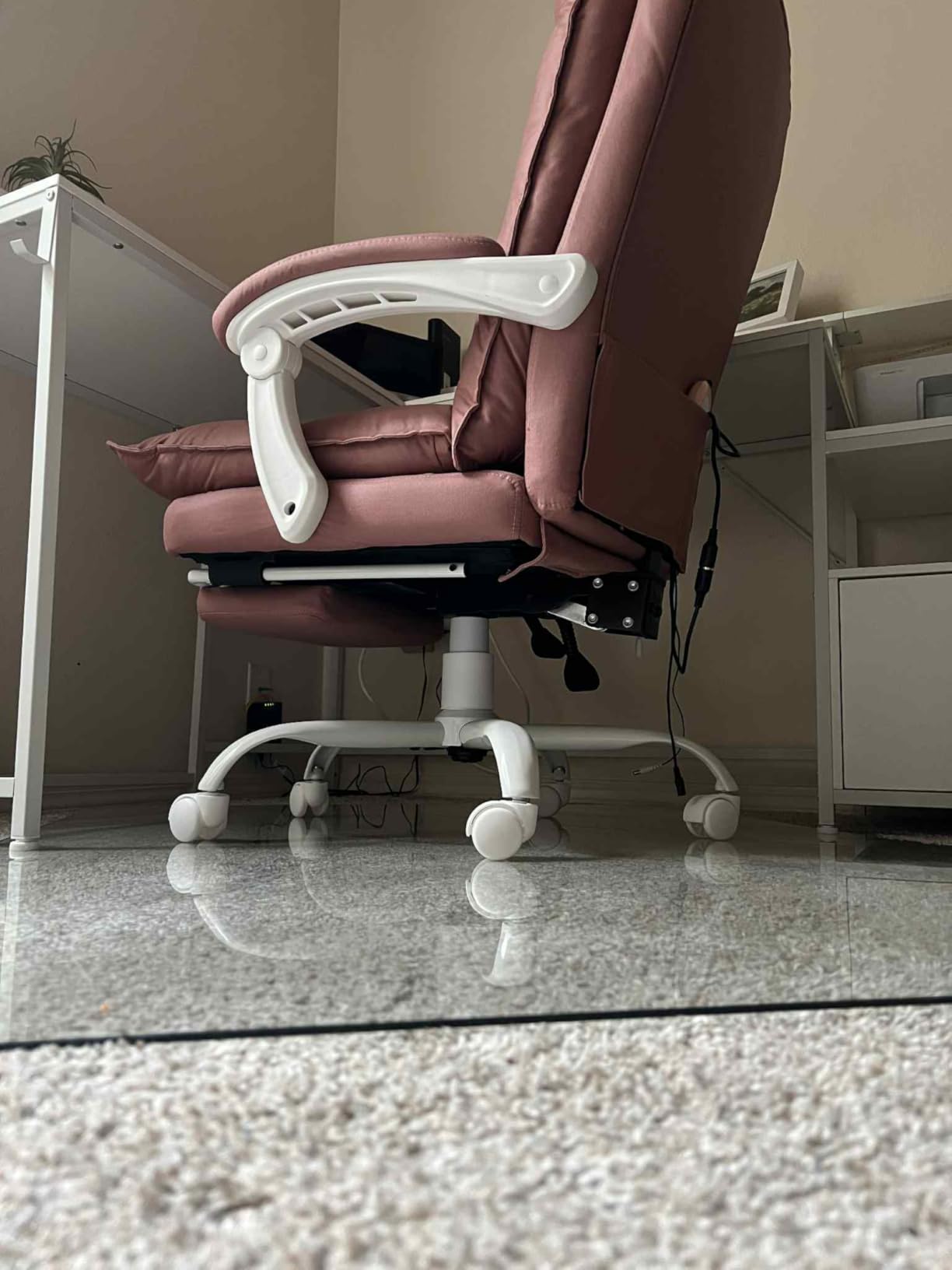 Koonmi Chair Mat for Carpet, Tempered Glass 36