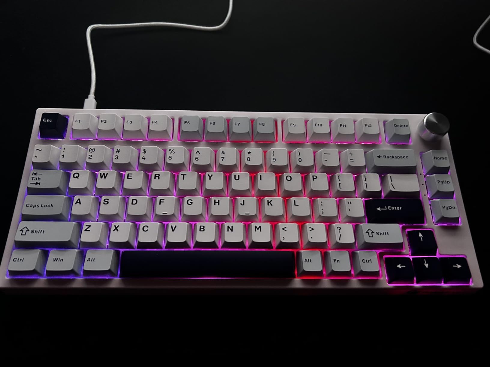 GK GAMAKAY TK75 HE Rapid Trigger Wireless Gaming Keyboard Hall Effect Hot-swap Magnetic Switch, Snap Tap, 81 Keys Bluetooth/2.4GHz/Wired 75% RGB Esports Gaming Keyboard (Magnetic Mercury Switch) - Customer Photo 1