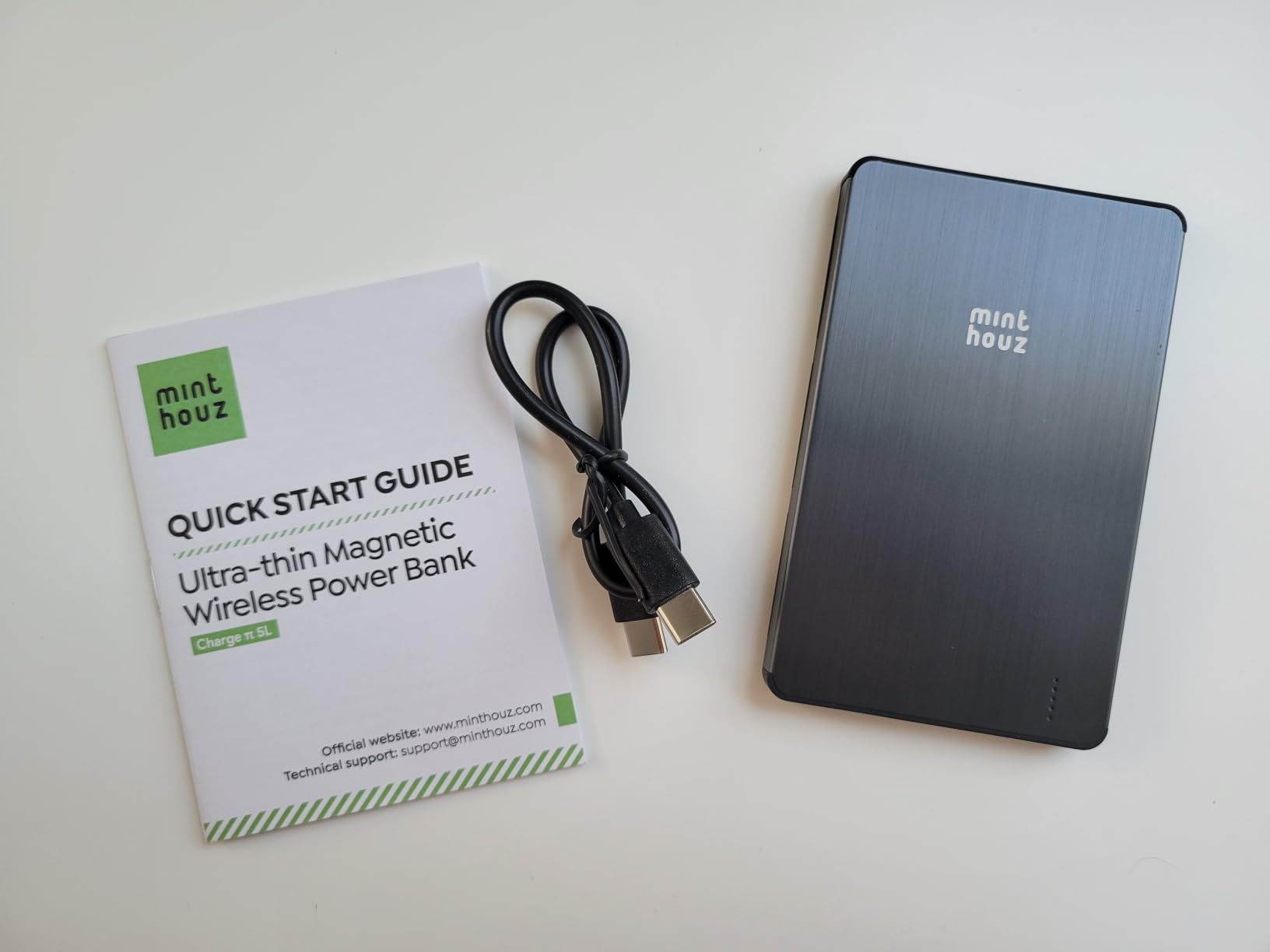 Minthouz Magnetic Power Bank, 5,000mAh Battery Pack with 22.5W USB-C, 15W Ultra-Fast Wireless Charging MagSafe Compatible Portable Charger for iPhone 16/15/14/13/12 Series, Black - Customer Photo 1