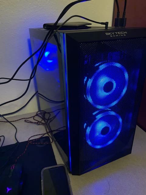 Skytech Gaming King 95 Desktop PC, Ryzen 7 9800X3D 4.7 GHz (5.2 GHz), NVIDIA RTX 5070 Ti 16GB, 2TB Gen4 NVMe SSD, 32GB DDR5 RAM 6000 RGB, 850W Gold PSU, 360mm ARGB AIO, Wi-Fi, Win 11 - Customer Photo 2