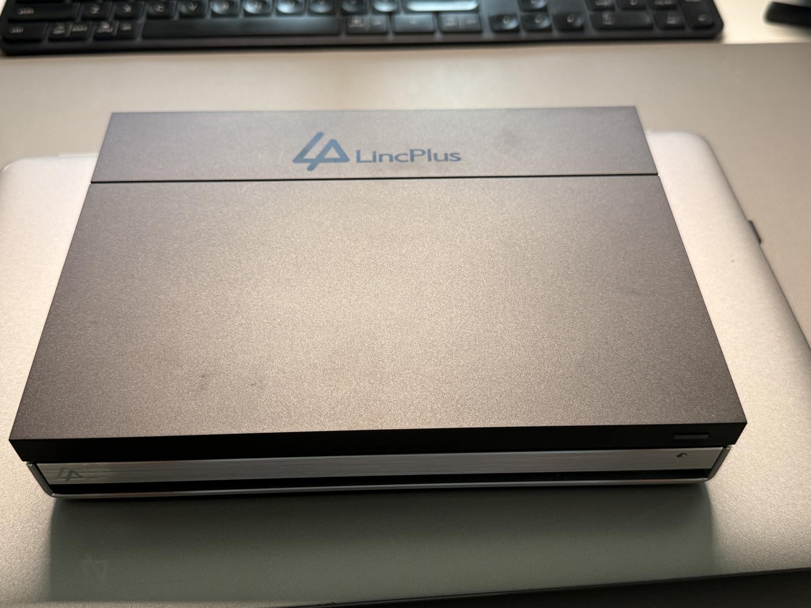LincStation N2 6-Bay NAS Storage - Intel N100 4-Core | 10GbE | 16GB LPDDR5 | 128G eMMC | 2x2.5 SATA HDD + 4xM.2 NVMe Slots | 2-Year Warranty | 4K HDMI | Network Attached Storage (Diskless) - Customer Photo 1
