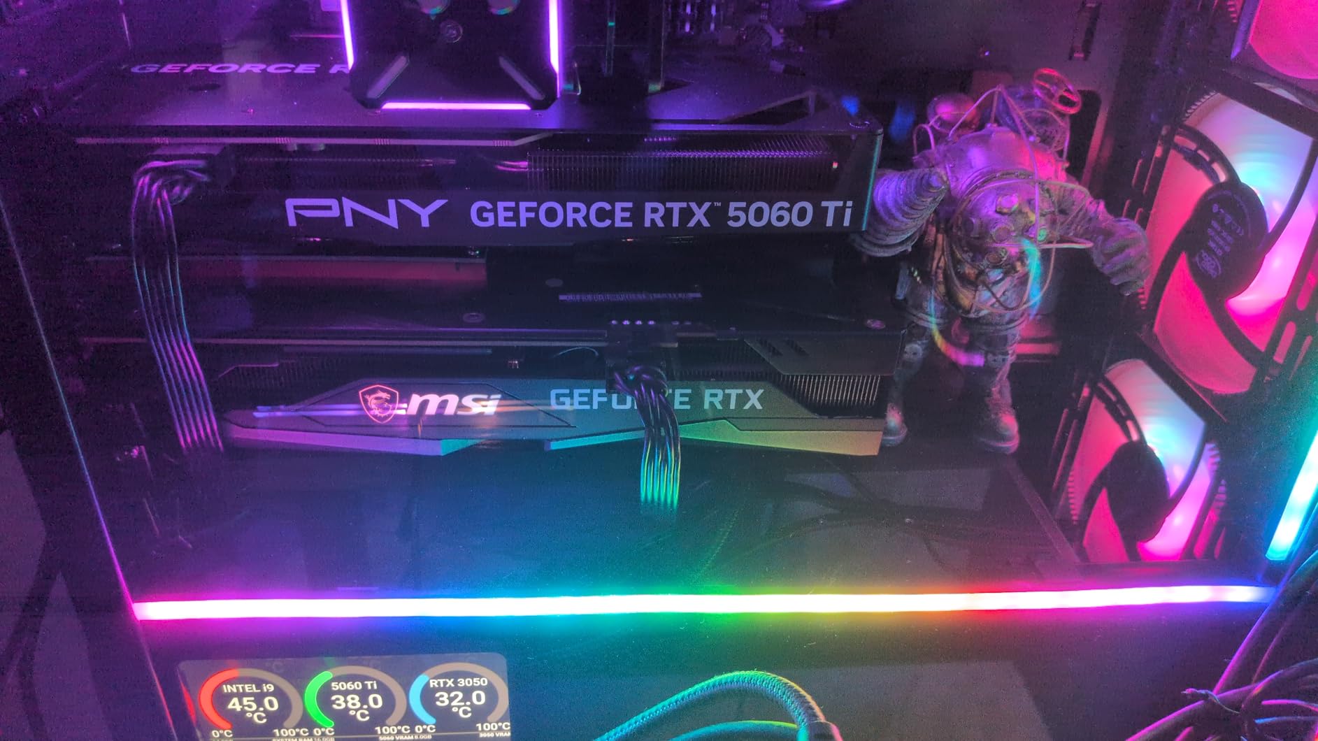 PNY NVIDIA GeForce RTX™ 5060 Ti OC Dual Fan, Graphics Card (16GB GDDR7, 128-bit, Boost Speed: 2692 MHz, SFF-Ready, PCIe® 5.0, HDMI®/DP 2.1, 2-Slot, NVIDIA Blackwell Architecture, DLSS 4) - Customer Photo 2