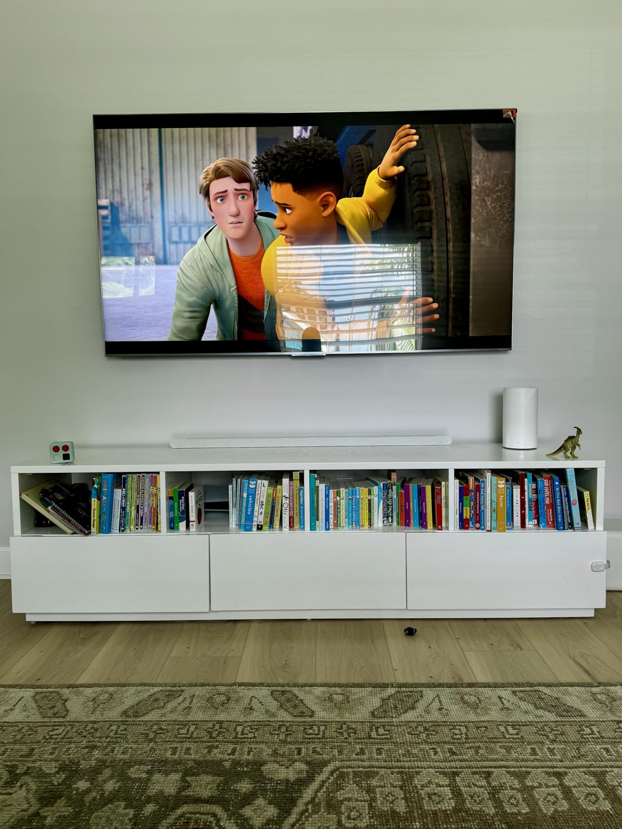 TCL 65-Inch Class QM8K Series QD-Mini LED 4K UHD Google Smart TV Next Generation Mini-LED TV - QLED, 144hz, 288hz VRR, No Bezel Design, Unrivaled Picture Quality, Ai Processing (65QM8K, 2025 Model) - Customer Photo 3