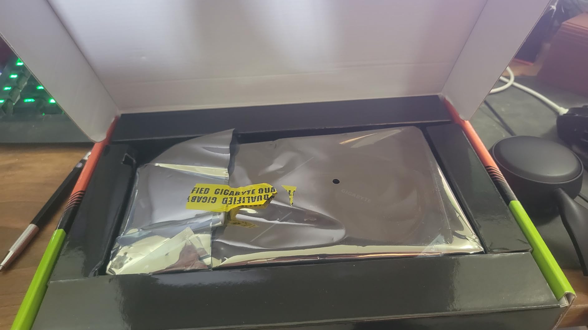 GIGABYTE GeForce RTX 5060 Ti WINDFORCE 16G Graphics Card, 16GB 128-bit GDDR7, PCIe 5.0, WINDFORCE Cooling System, GV-N506TWF2-16GD Video Card - Customer Photo 1