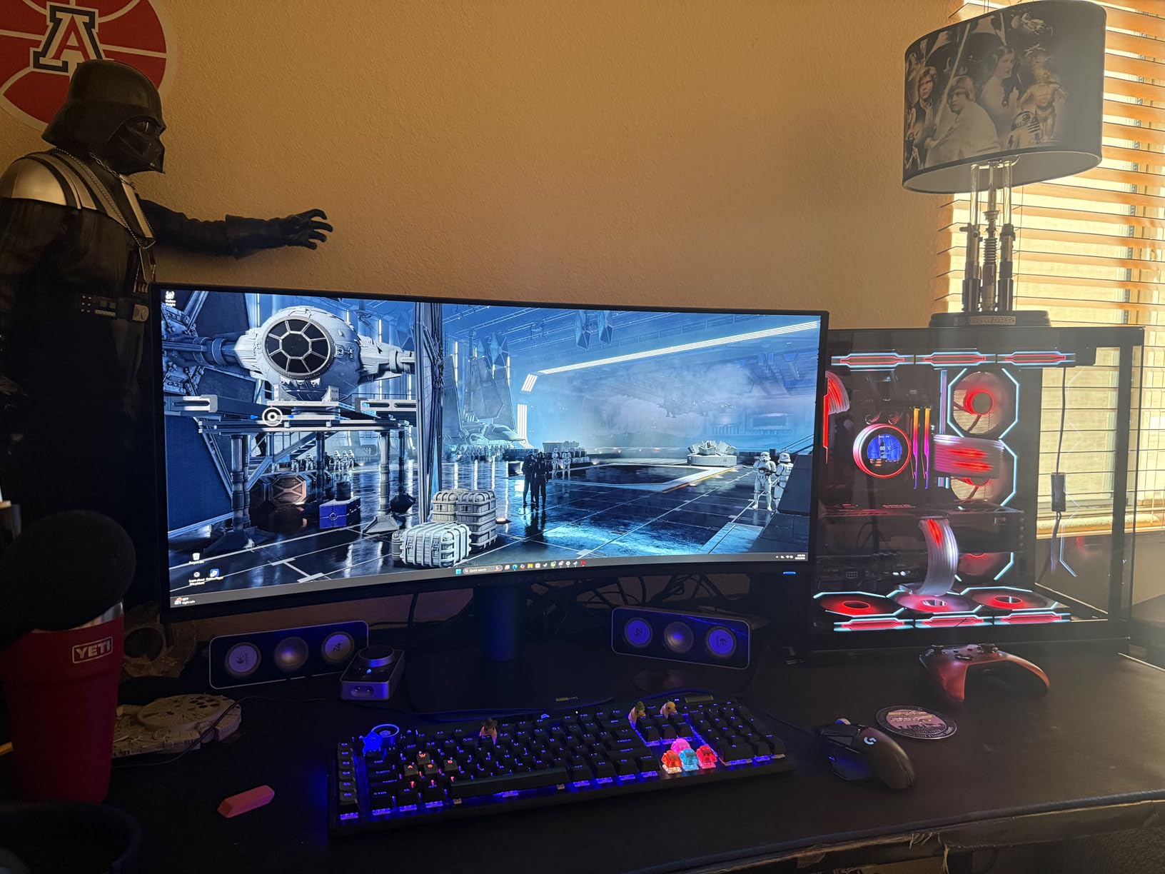 Alienware 34 240Hz QD-OLED Curved Gaming Monitor - AW3425DW - 34.2-inch WQHD (3440 x 1440) 240Hz 0.03ms Display, 1800R Curve, AMD FreeSync Premium Pro, VESA AdaptiveSync, VESA DisplayHDR TrueBlack 400 - Customer Photo 2