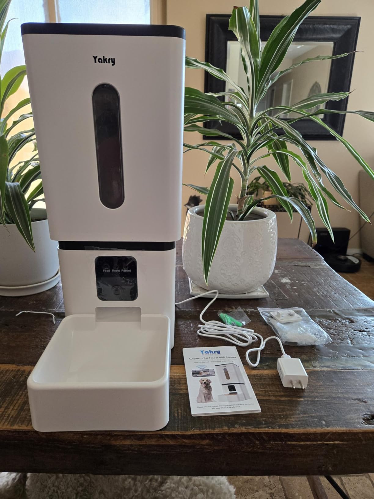 Automatic Dog Feeder Large Breed with Camera - 12L/50 Cups 5G WiFi App Control Dog Food Dispenser, Easy Setup, HD 1080P Video with Night Vision by Yakry - Customer Photo 1