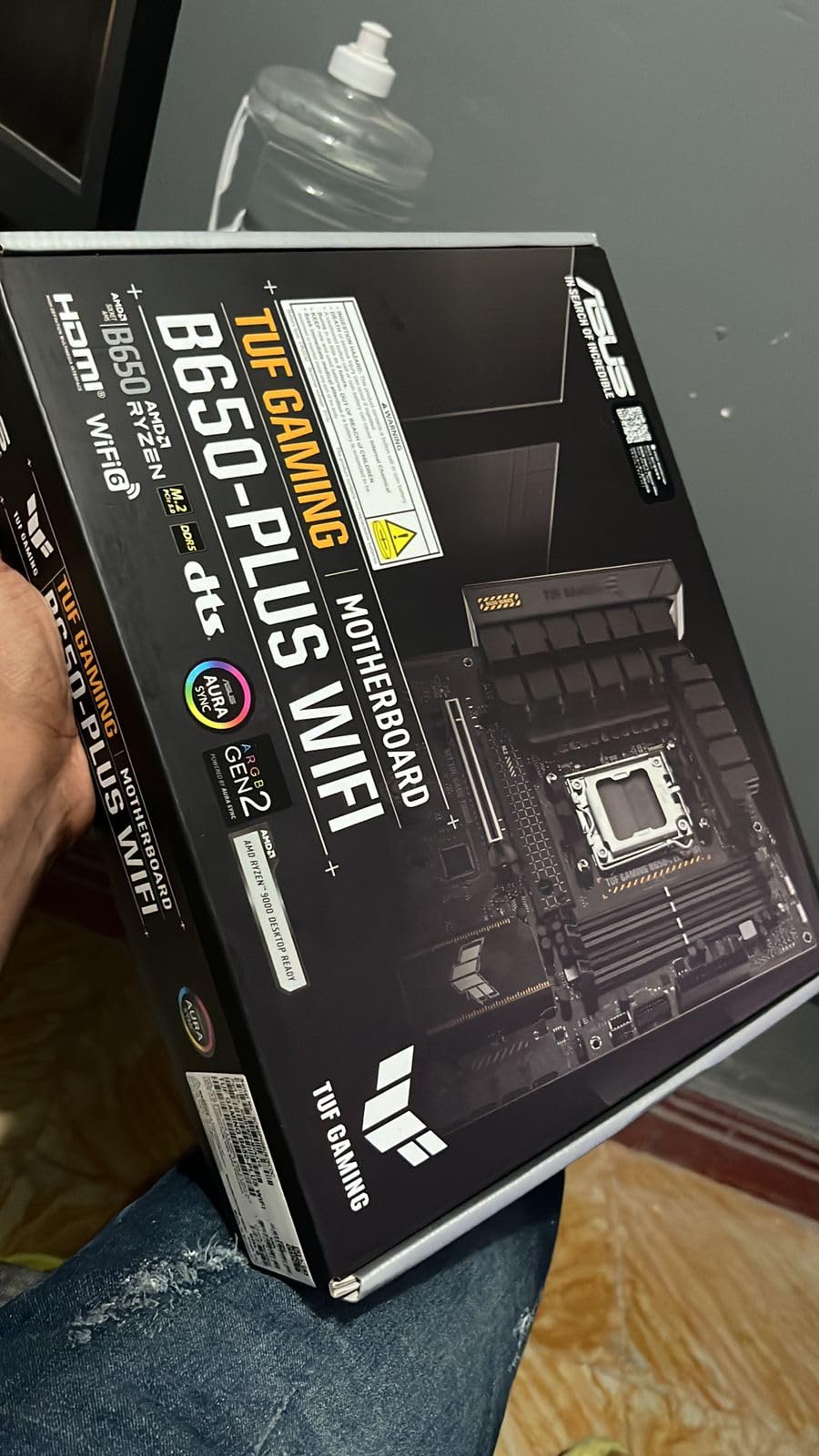 ASUS TUF Gaming B650E-PLUS WiFi AMD B650 ATX Motherboard, 12+2+1 80A DrMOS Power Stages, DDR5, PCIe 5.0 Ready, 3X M.2, Wi-Fi 6E, 2.5Gb LAN, DisplayPort, HDMI™, USB Type-C, BIOS Flashback, Aura Sync - Customer Photo 3