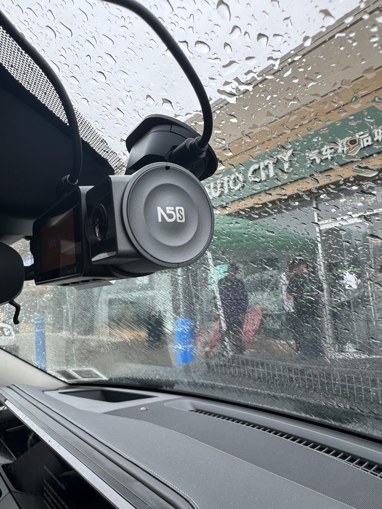 Vantrue N5S 4 Channel 360 Degree WiFi Dash Cam, STARVIS 2, IR Night Vision, 2.7K+1080P*2+1440P Front Rear Inside Dashcam, Voice Control, GPS, 24 Hours Parking Mode, IR Night Vision, Support 1TB Max - Customer Photo 1