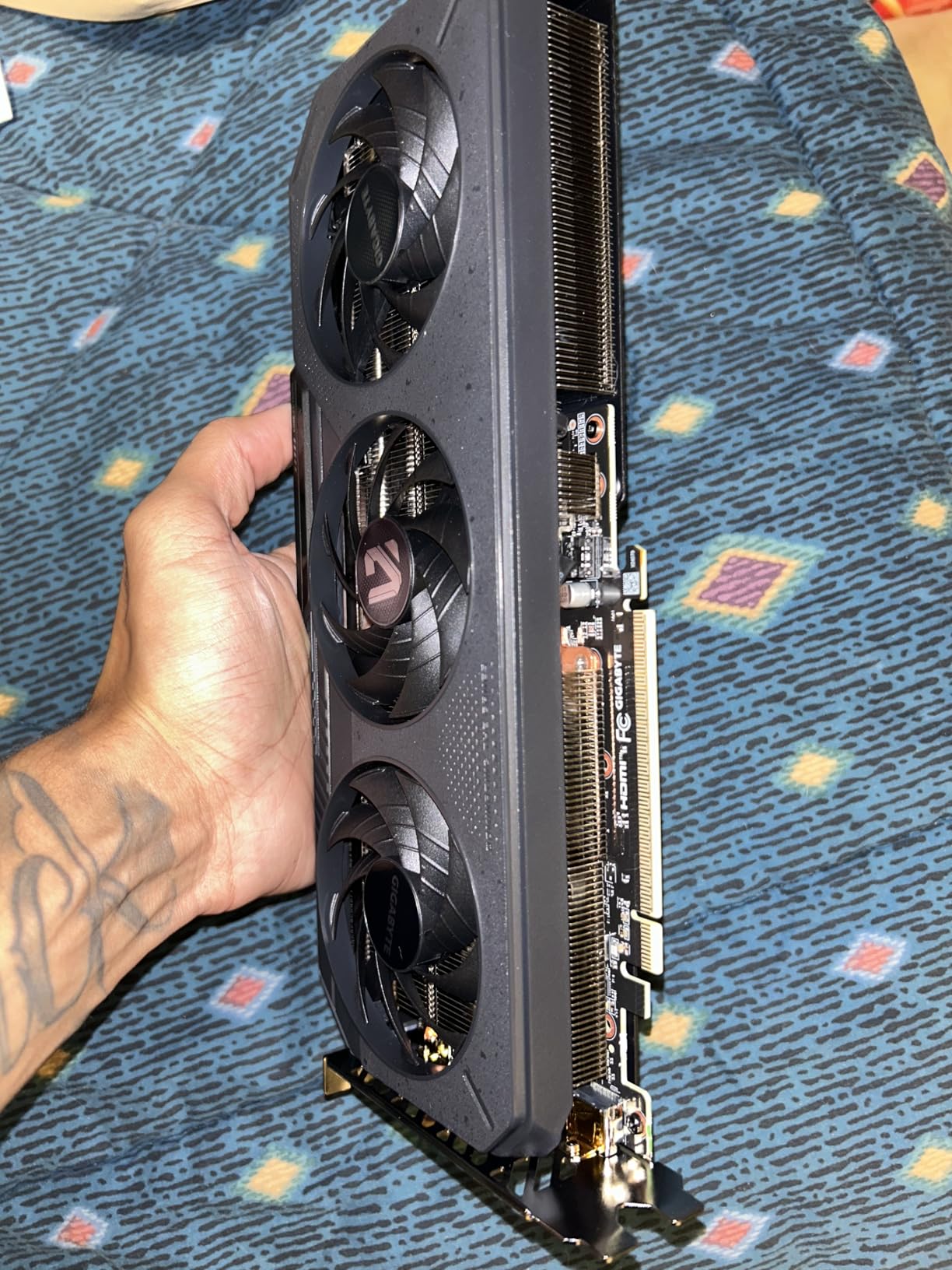 GIGABYTE Radeon RX 9060 XT Gaming OC 16G Graphics Card, PCIe 5.0, 16GB GDDR6, GV-R9060XTGAMING OC-16GD Video Card - Customer Photo 2