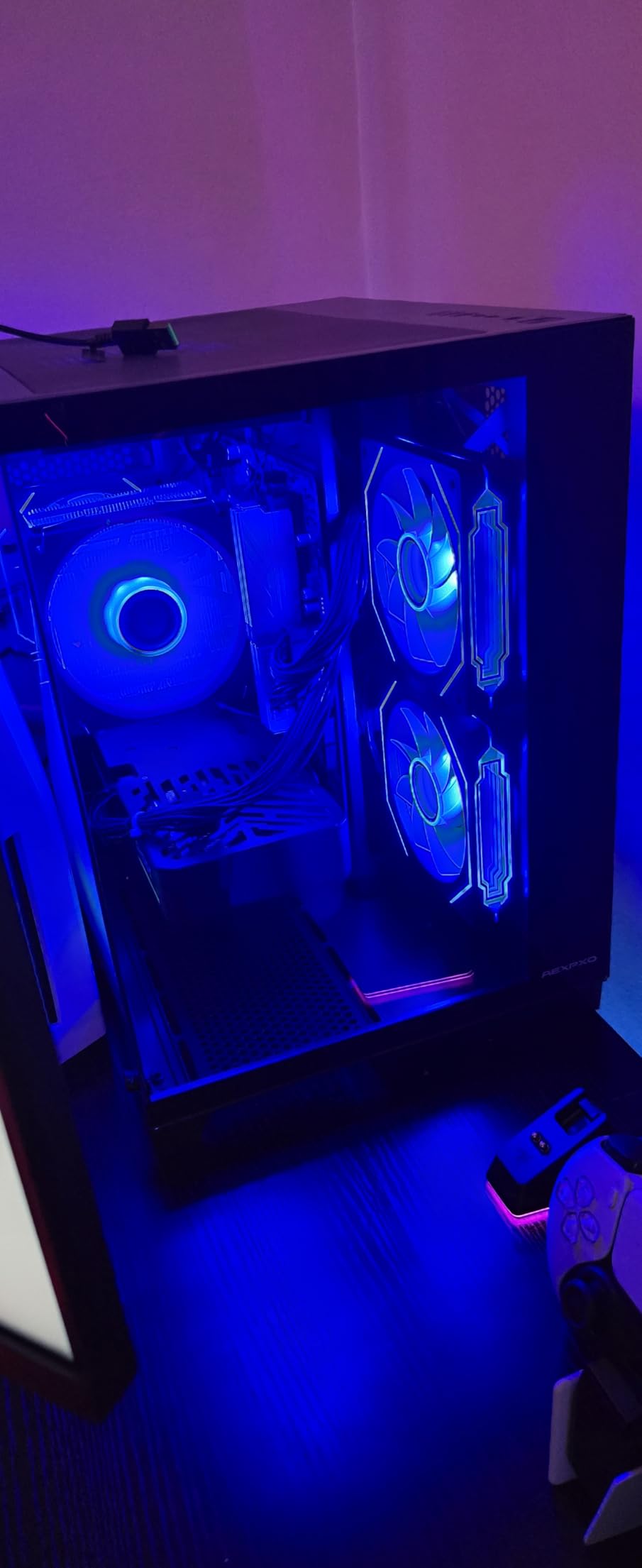 Gaming PC Desktop,Prebuilt Gaming Computer with,AMD Ryzen 5 5600X 3.7GHz,RTX5060 8GB GDDR7 DLSS4,32GB DDR4 RAM 3200MHz,1TB NVME SSD,ARGB Cooling Fan,Supply WiFi Support - Customer Photo 1