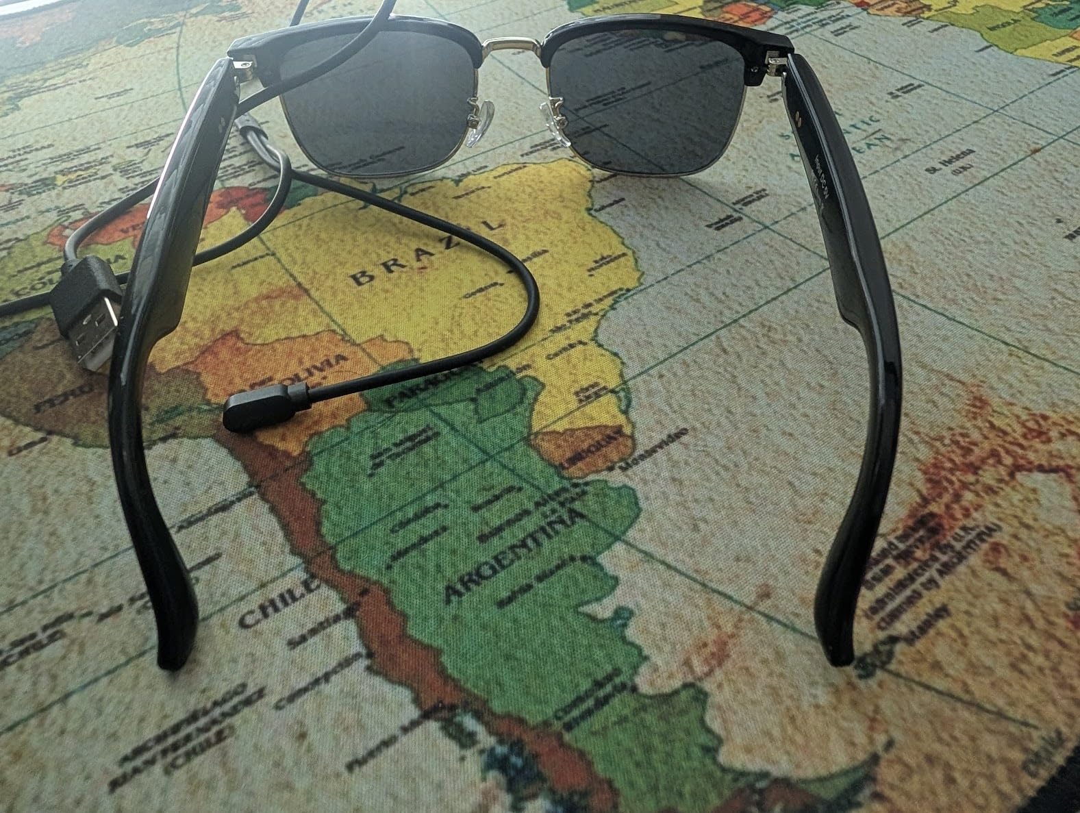 Ai Smart Sunglasses, Translation Glasses with UV400/ Bluetooth Speaker/110+Languages/Voice Control/AI Chat & Hands-Free Calling,Smart Glasses for Men/Women, Travel&Work(Black) - Customer Photo 1