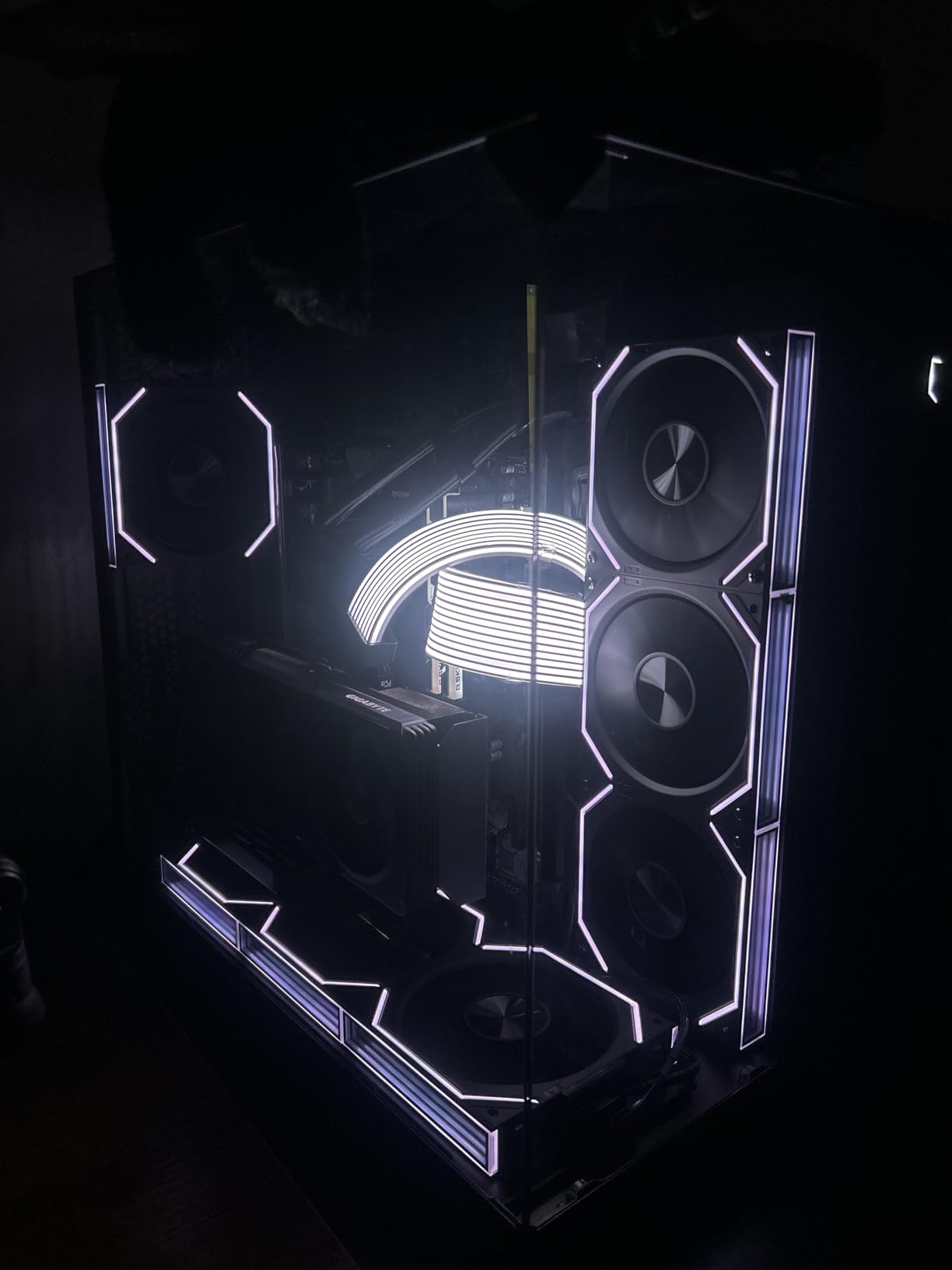 Asiahorse Dawn 120mm Case Fan, ARGB PWM 1850RPM/71CFM Airflow, Forward & Reverse Blade Design, Low Noise, Precision HDB Bearings High Performance RGB PC Fan Modular Connection - Customer Photo 2